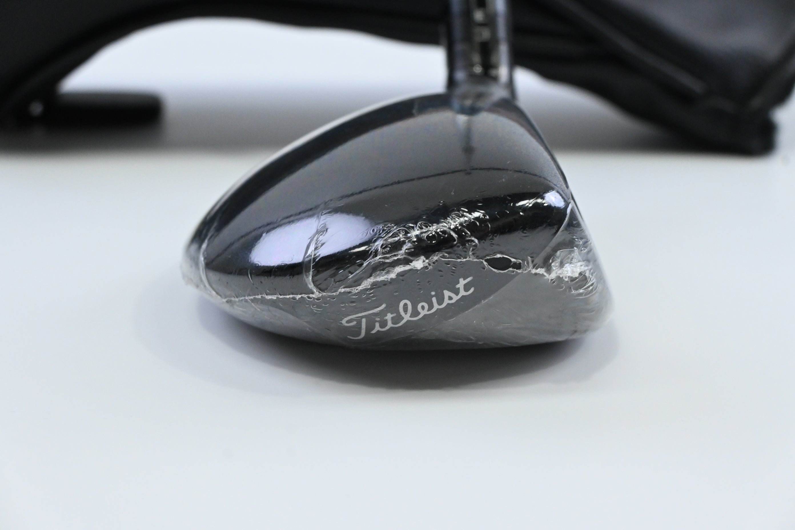 Titleist GT1 #5 Hybrid / 23 Degree / Regular Flex Fujikura AirSpeeder 50