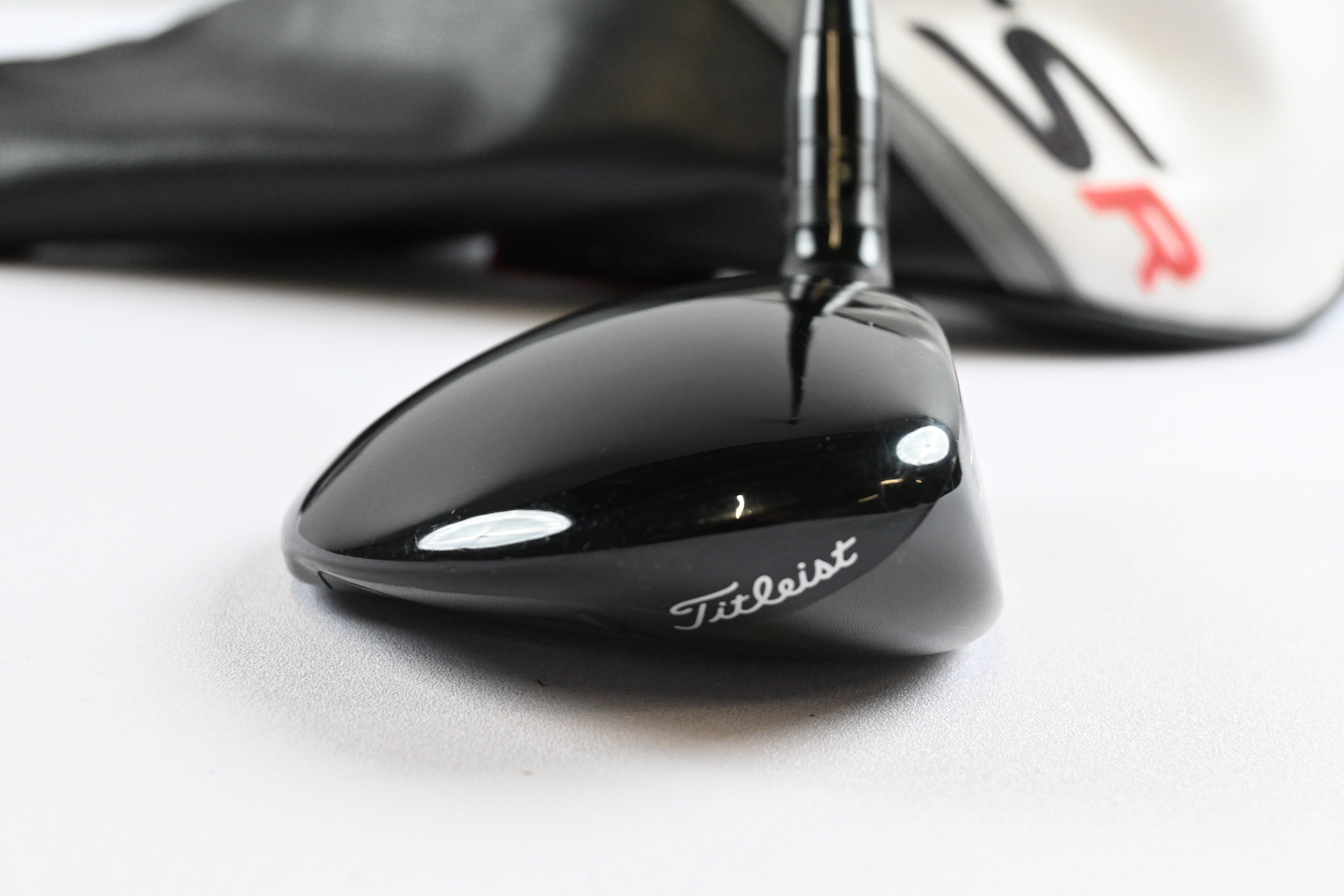 Titleist TSR2 #3 Wood / 15 Degree / Stiff Flex Project X HZRDUS Gen4 Black 70