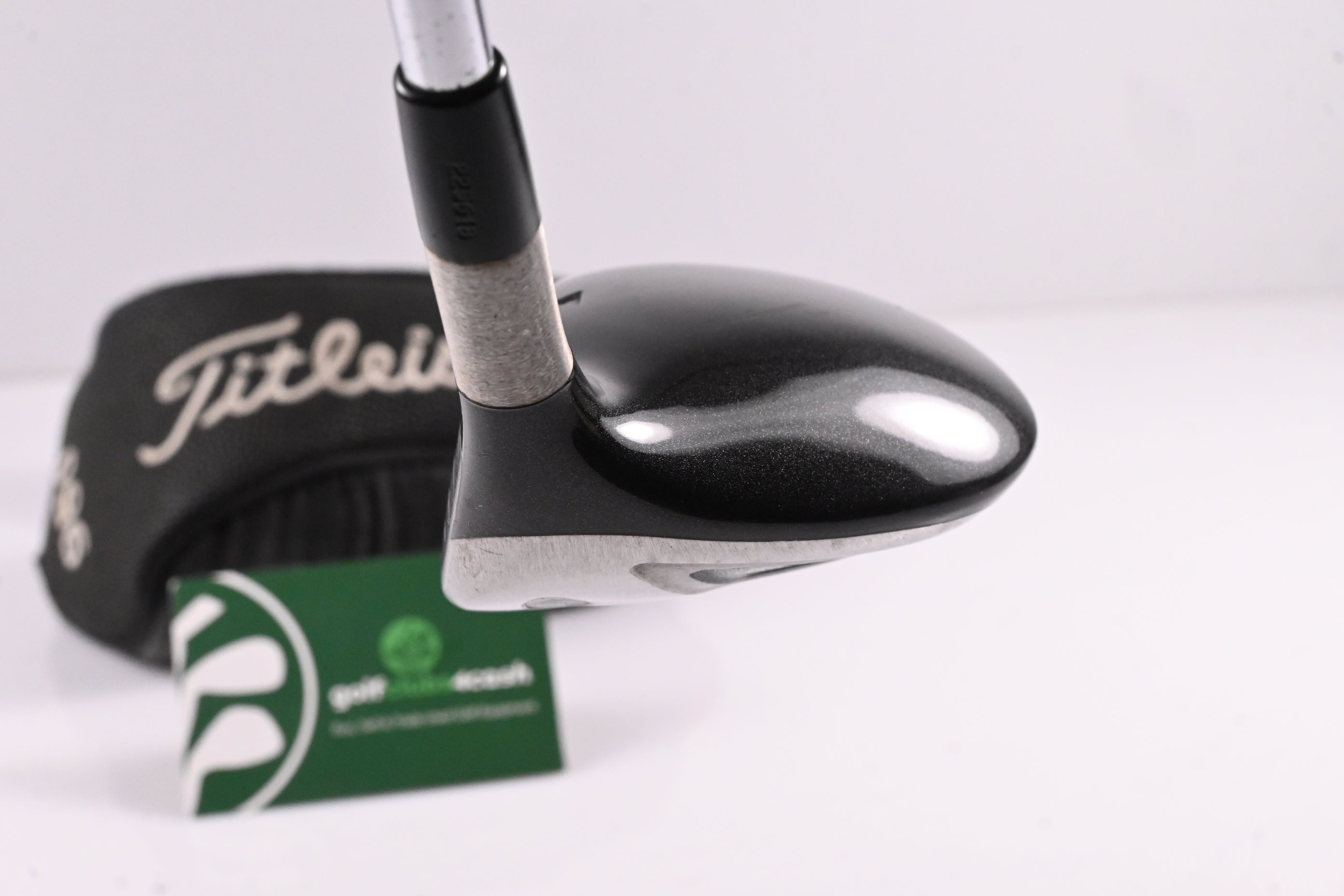 Titleist 980 F #3 Wood / 15 Degree / Regular Flex True Temper Dynamic Gold R300