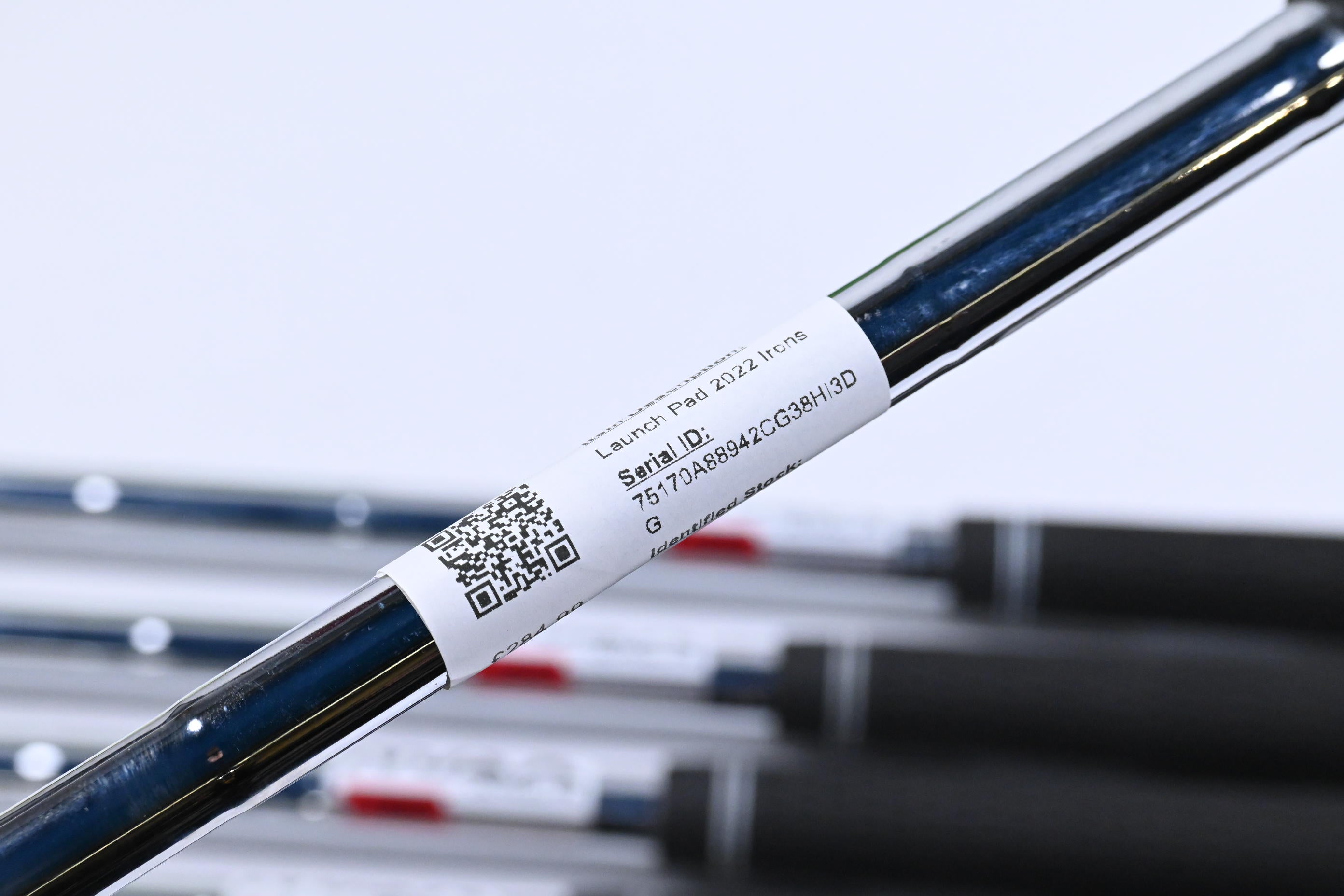 Left Hand Wilson Launch Pad 2022 Irons / 5-PW+SW / Regular Flex KBS Ultralite