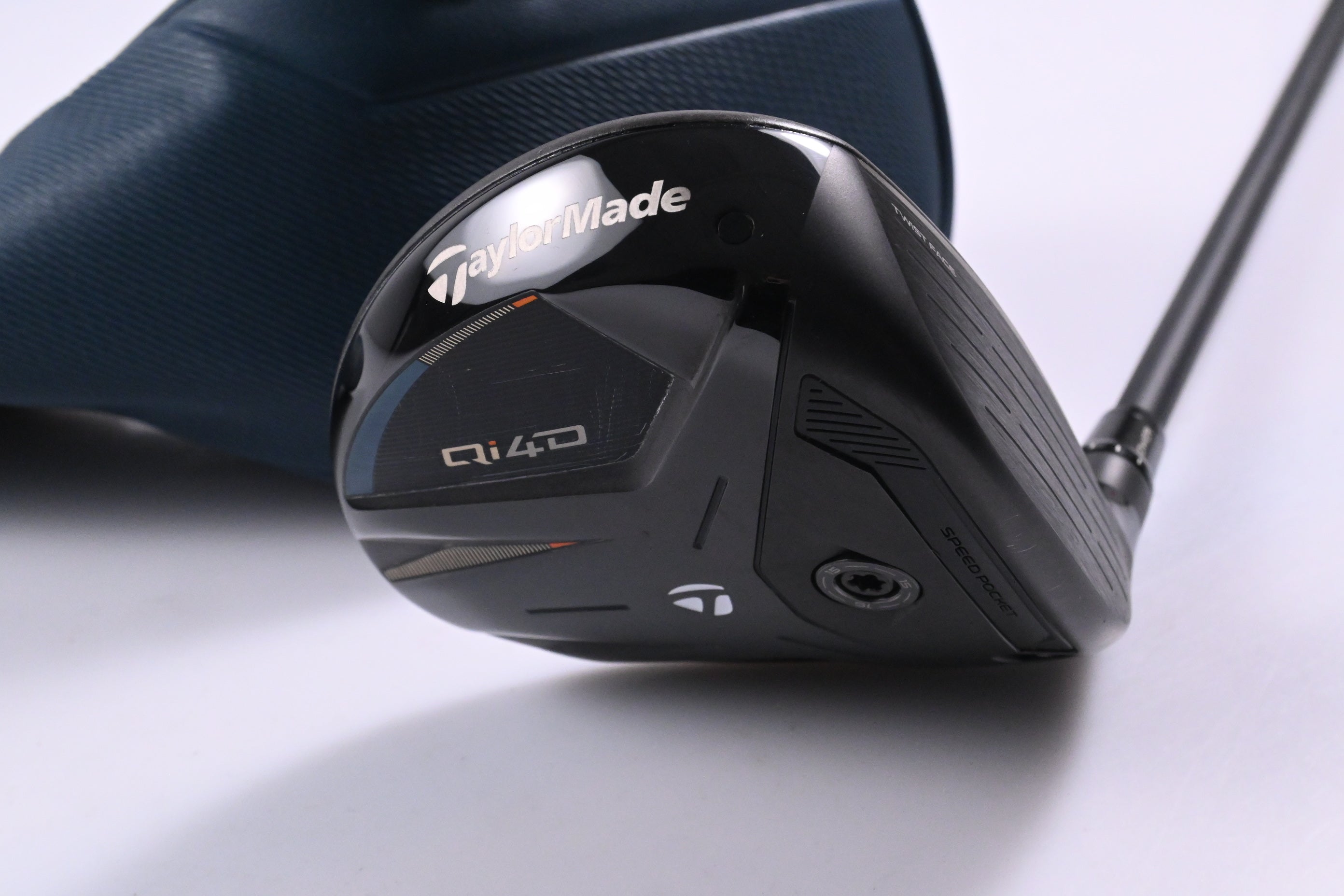 Taylormade Qi4D #3 Wood / 15 Degree / Regular Flex Reax 55 Shaft