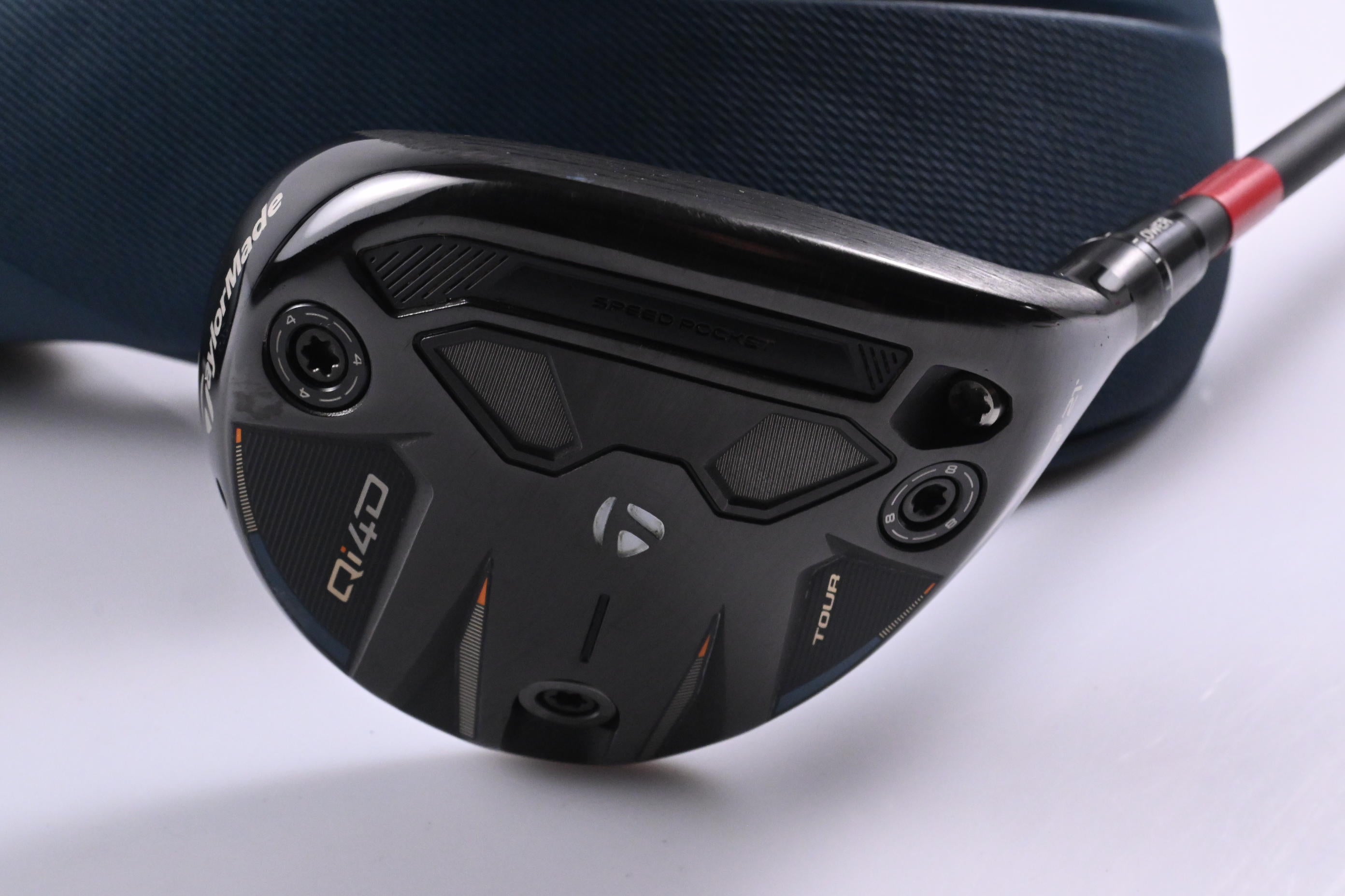 Taylormade Qi4D Tour #7 Wood / 21 Degree / Stiff Flex Reax White 75 Shaft