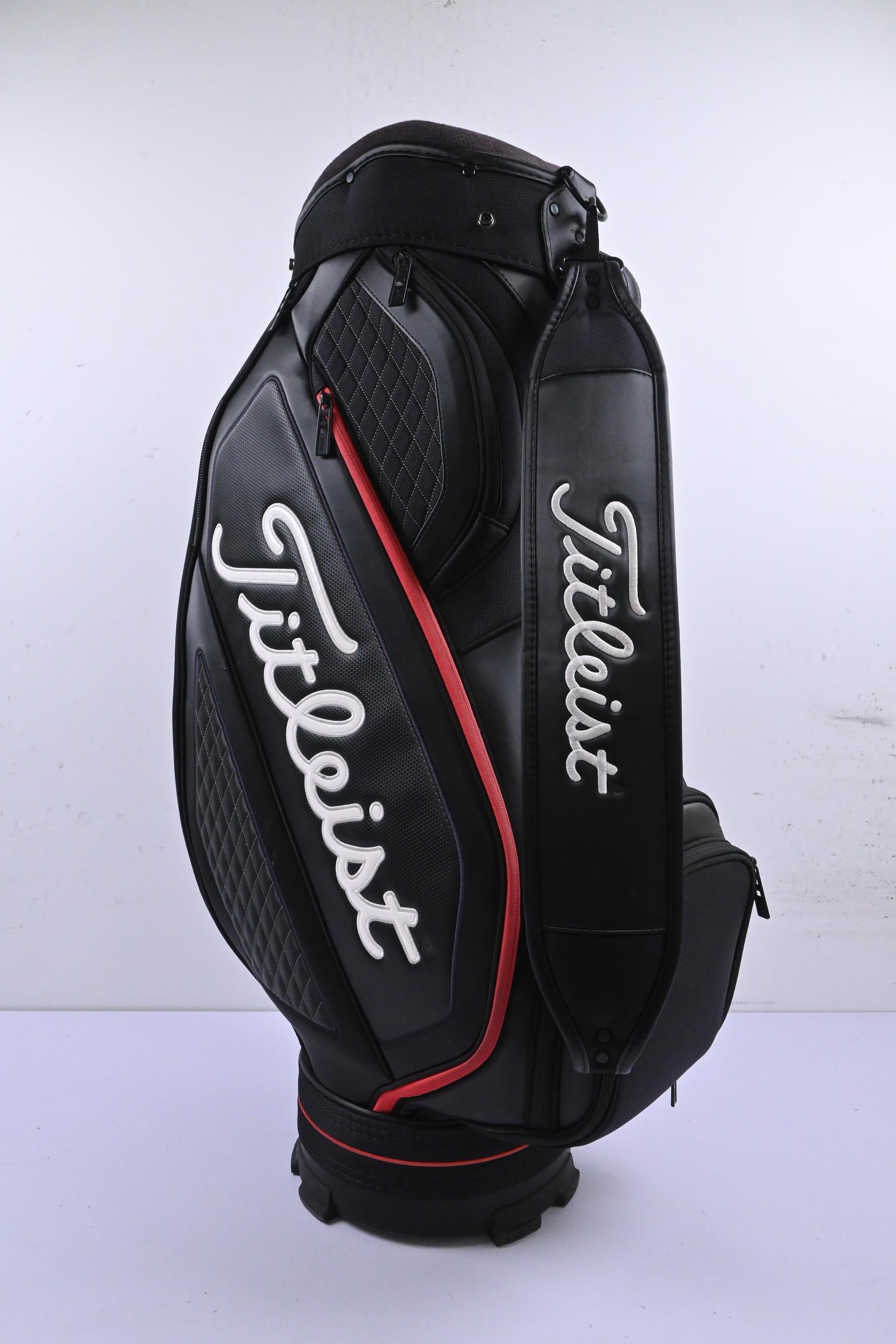 Titleist Tour Bag / 6-Way Divider / Black, White & Red