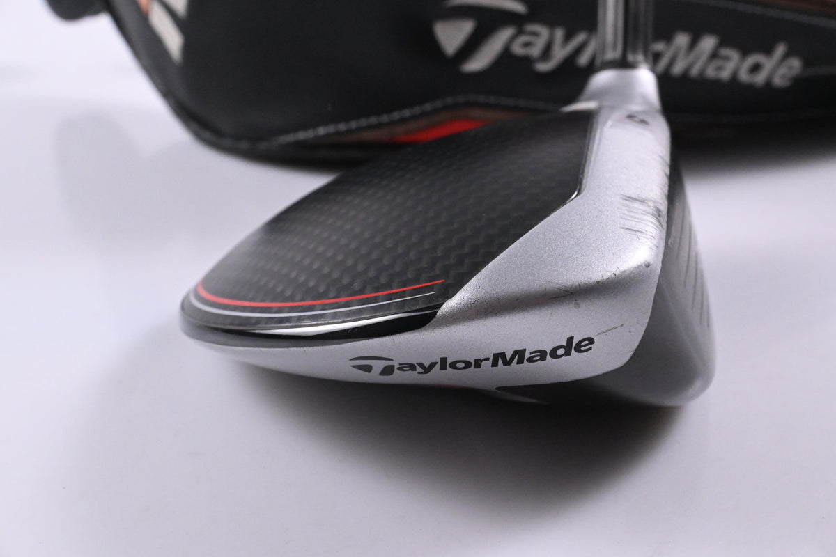 Taylormade M6 #3 Wood / 15 Degree / Regular Flex Fujikura Atmos Orange 5 Shaft
