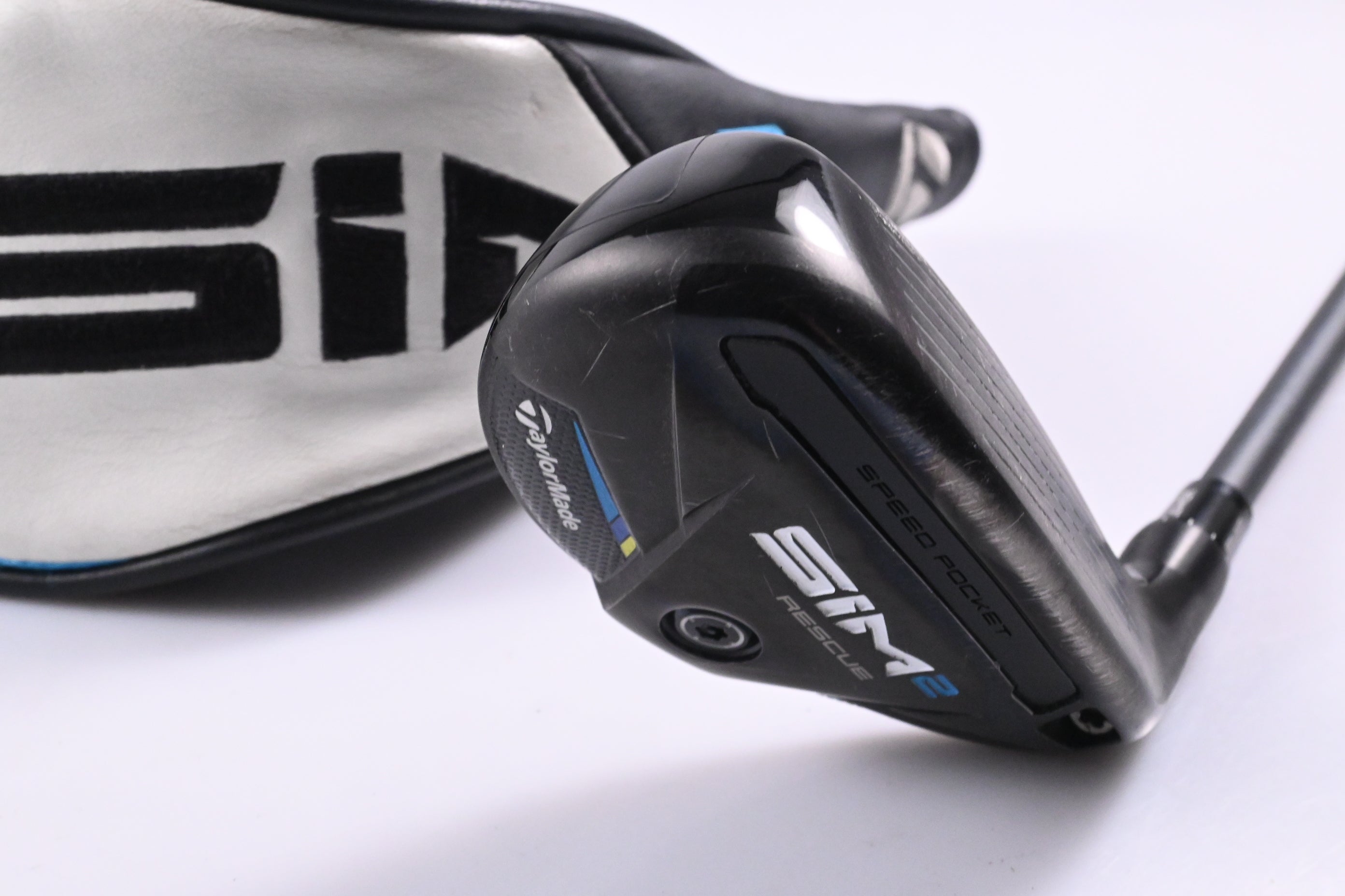 Taylormade SIM2 #2 Hybrid / 17 Degree / Senior Flex ACCRA 162F Shaft