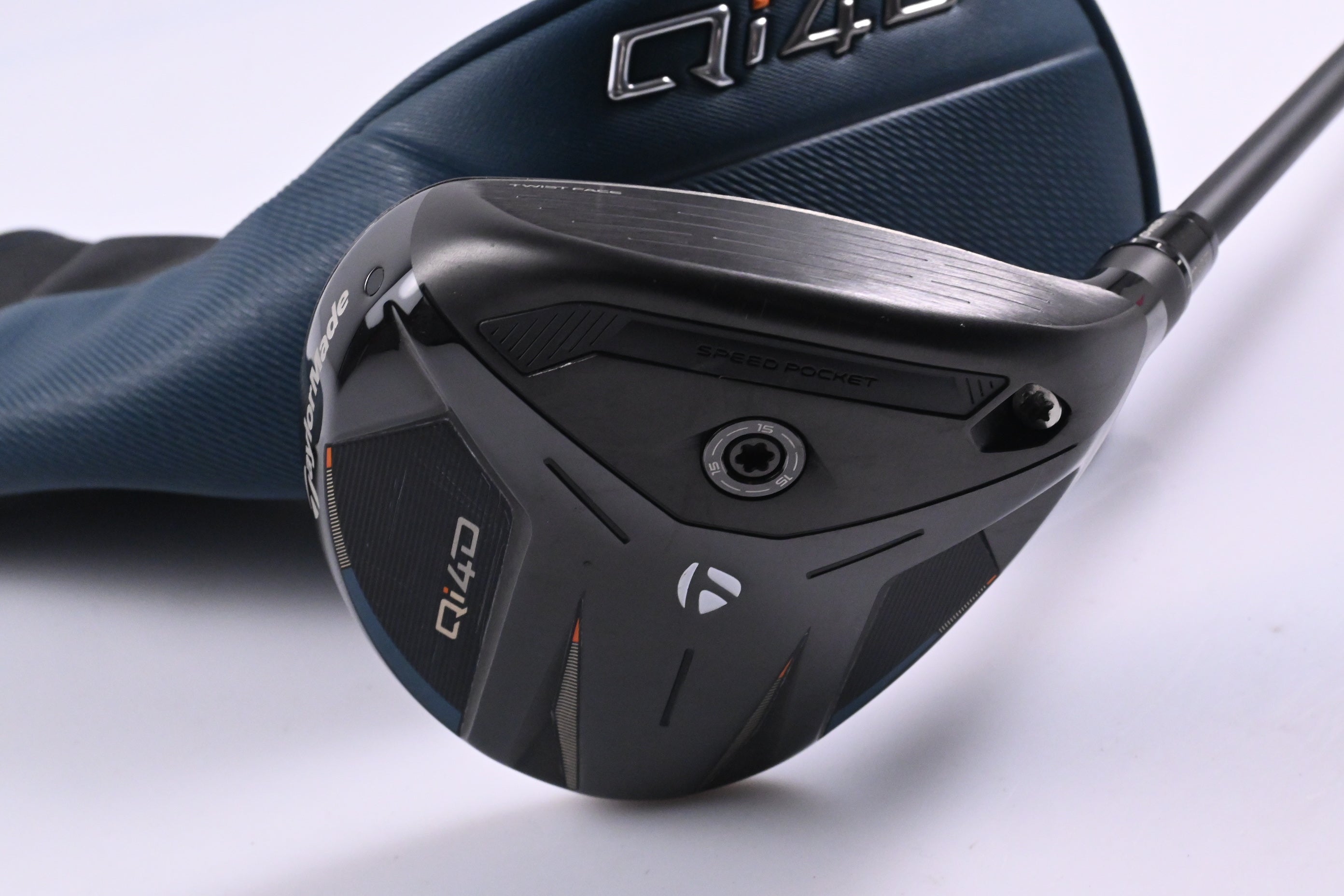 Taylormade Qi4D #3 Wood / 15 Degree / Regular Flex Reax 55 Shaft