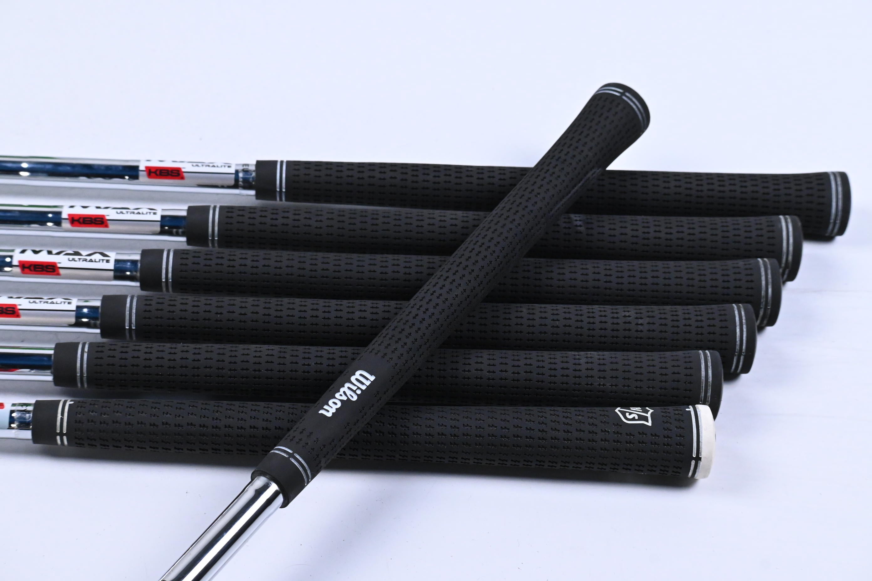 Left Hand Wilson Launch Pad 2022 Irons / 5-PW+SW / Regular Flex KBS Ultralite