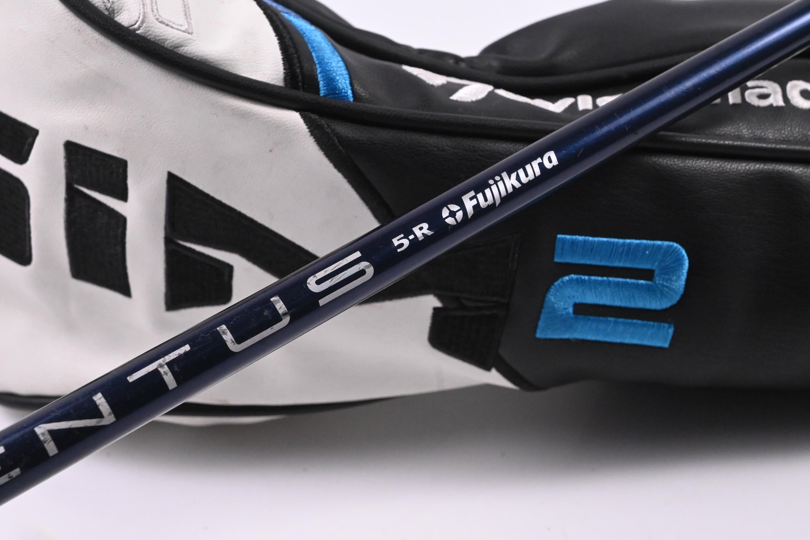 Taylormade SIM2 Max Driver / 10.5 Degree / Regular Flex Fujikura Ventus Blue 5