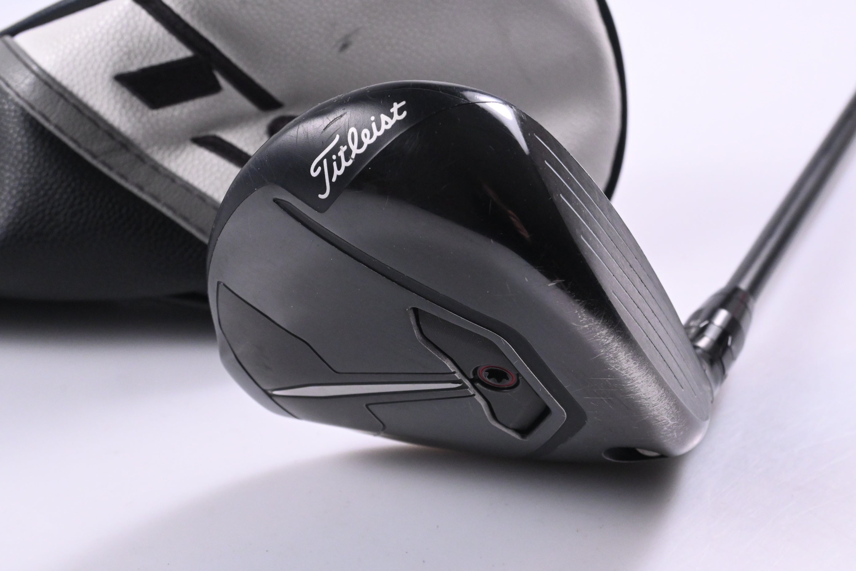 Titleist TSR2 #3 Wood / 16.5 Degree / Regular Flex HZRDUS Gen4 Red CB 60 Shaft
