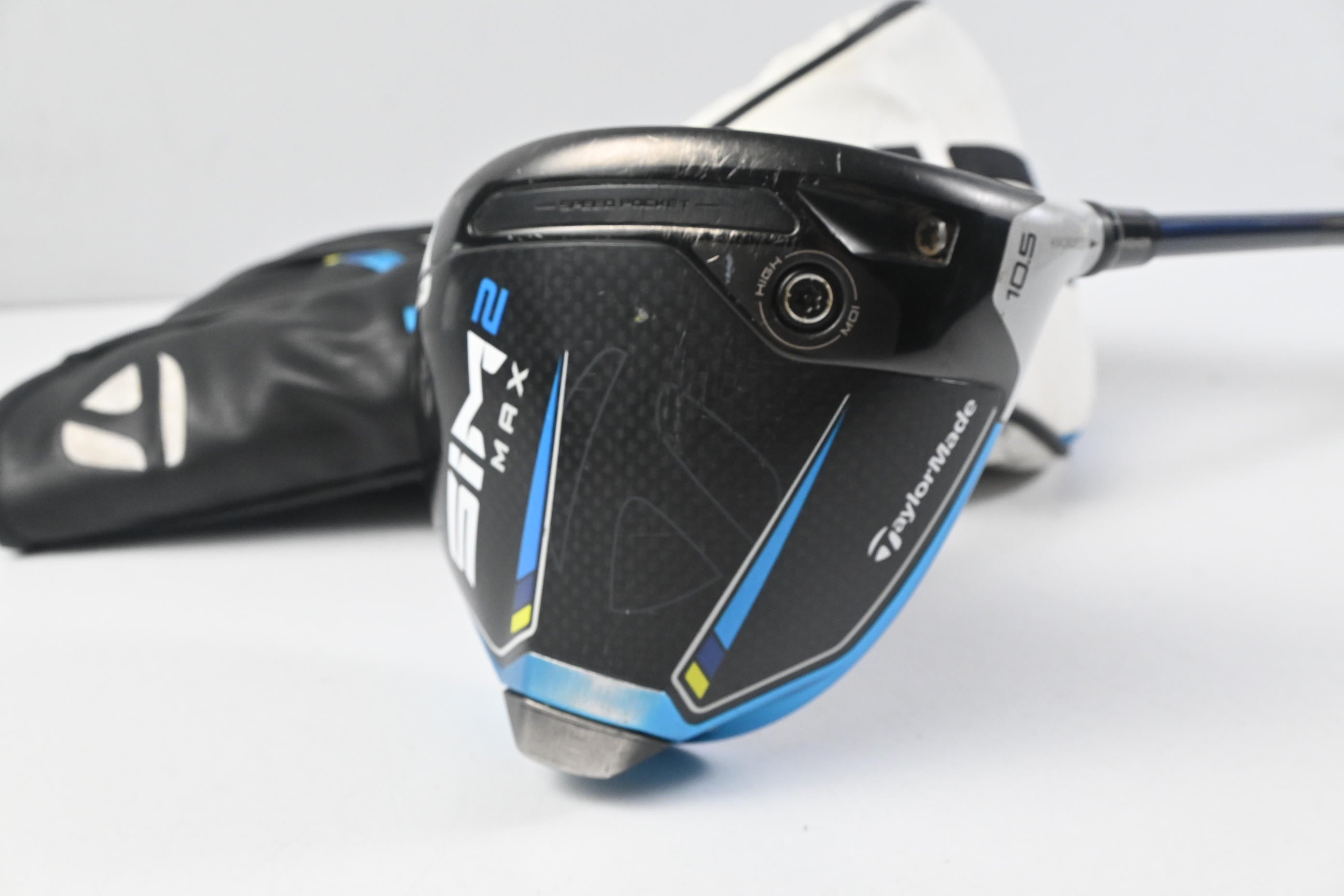 Taylormade SIM2 Max Driver / 10.5 Degree / Stiff Flex Ventus Blue 5 Shaft