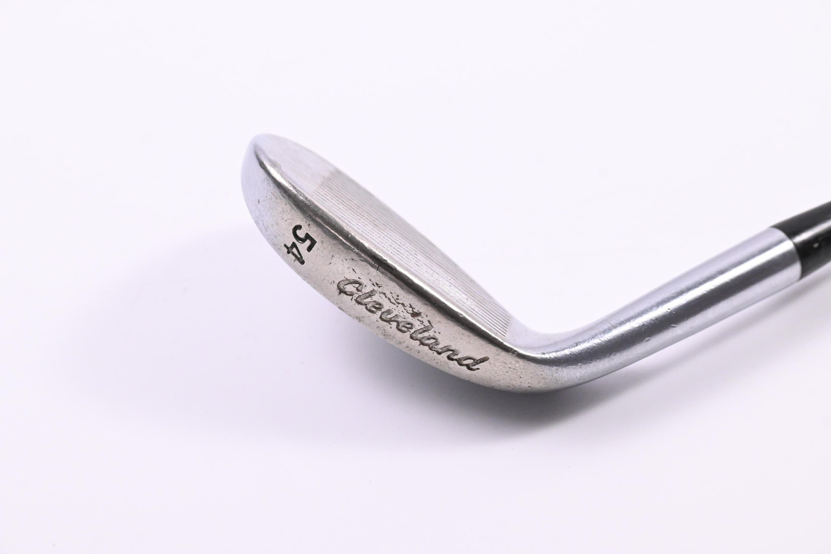 Cleveland CG10 Sand Wedge / 54 Degree / Wedge Flex Dynamic Gold Shaft