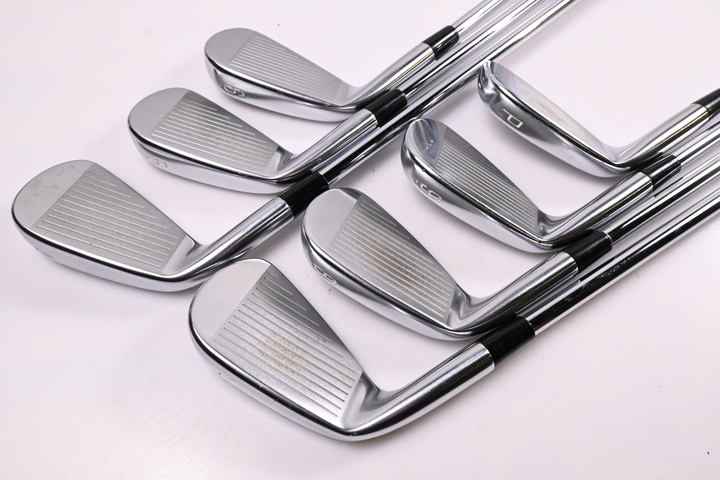 Mizuno Pro 245 Irons / 4-PW / Regular Flex Dynamic Gold Mid 100 R300 Shafts