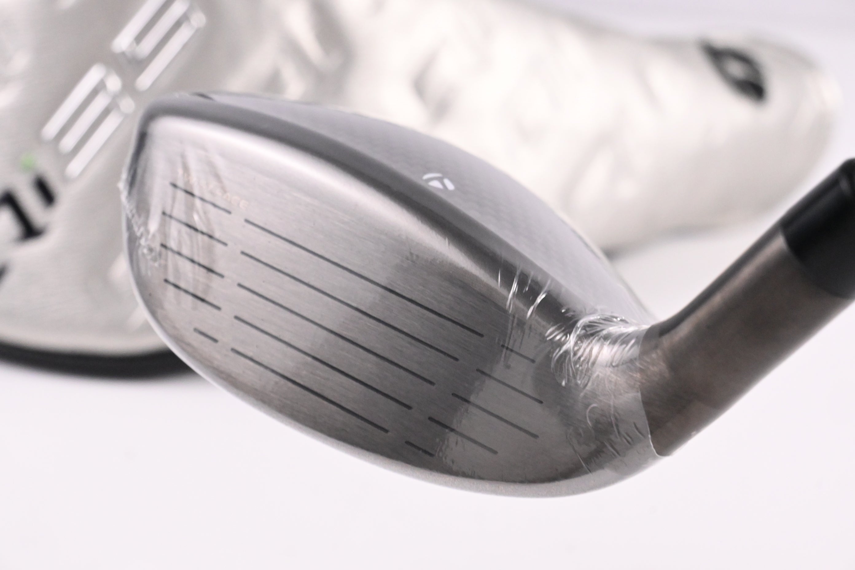 Taylormade Qi35 Max Lite #5 Hybrid / 27 Degree / Senior Flex Vanquish 5 Shaft