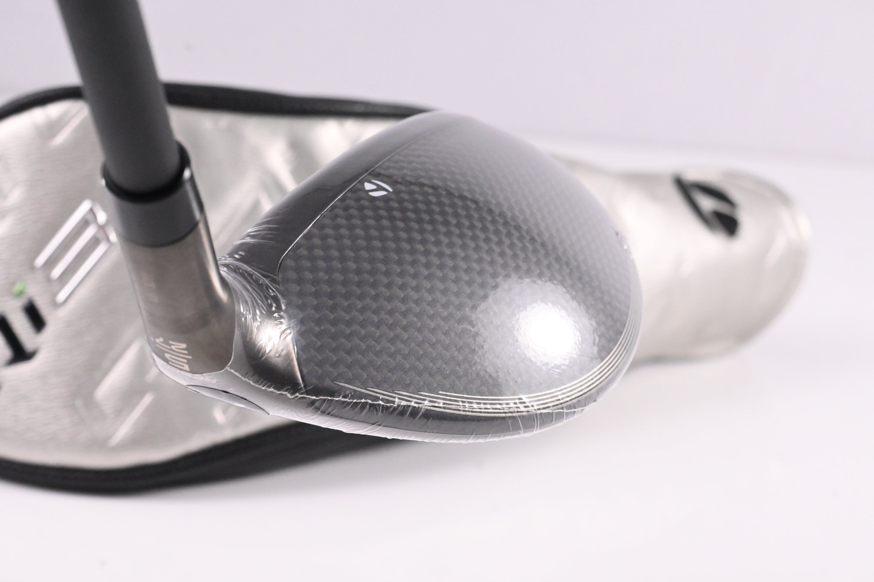 Taylormade Qi35 Max Lite #5 Hybrid / 27 Degree / Senior Flex Vanquish 5 Shaft