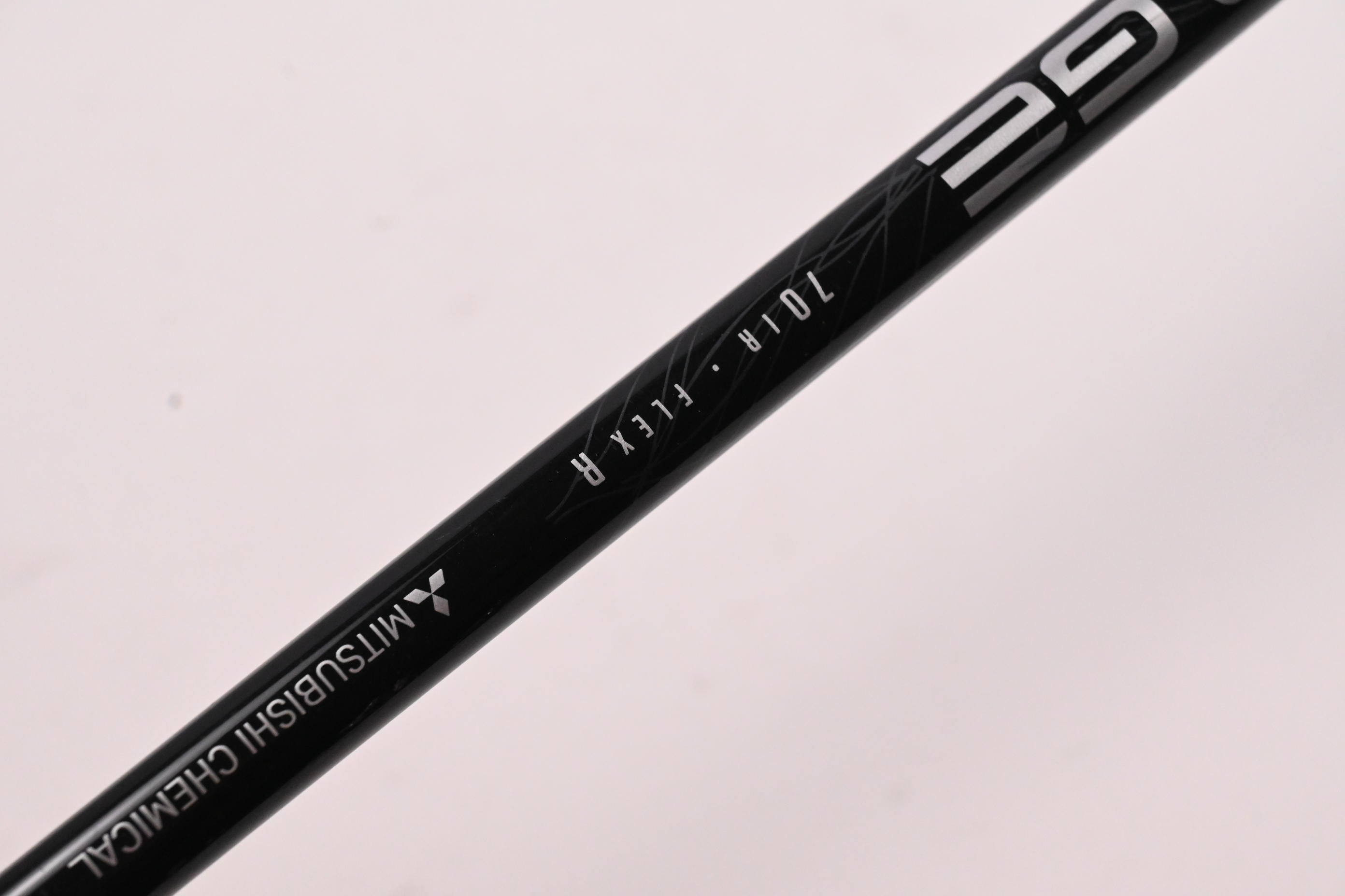 Orka OD Gap Wedge / 52 Degree / Regular Flex Kuro Kage Silver 70 Shaft