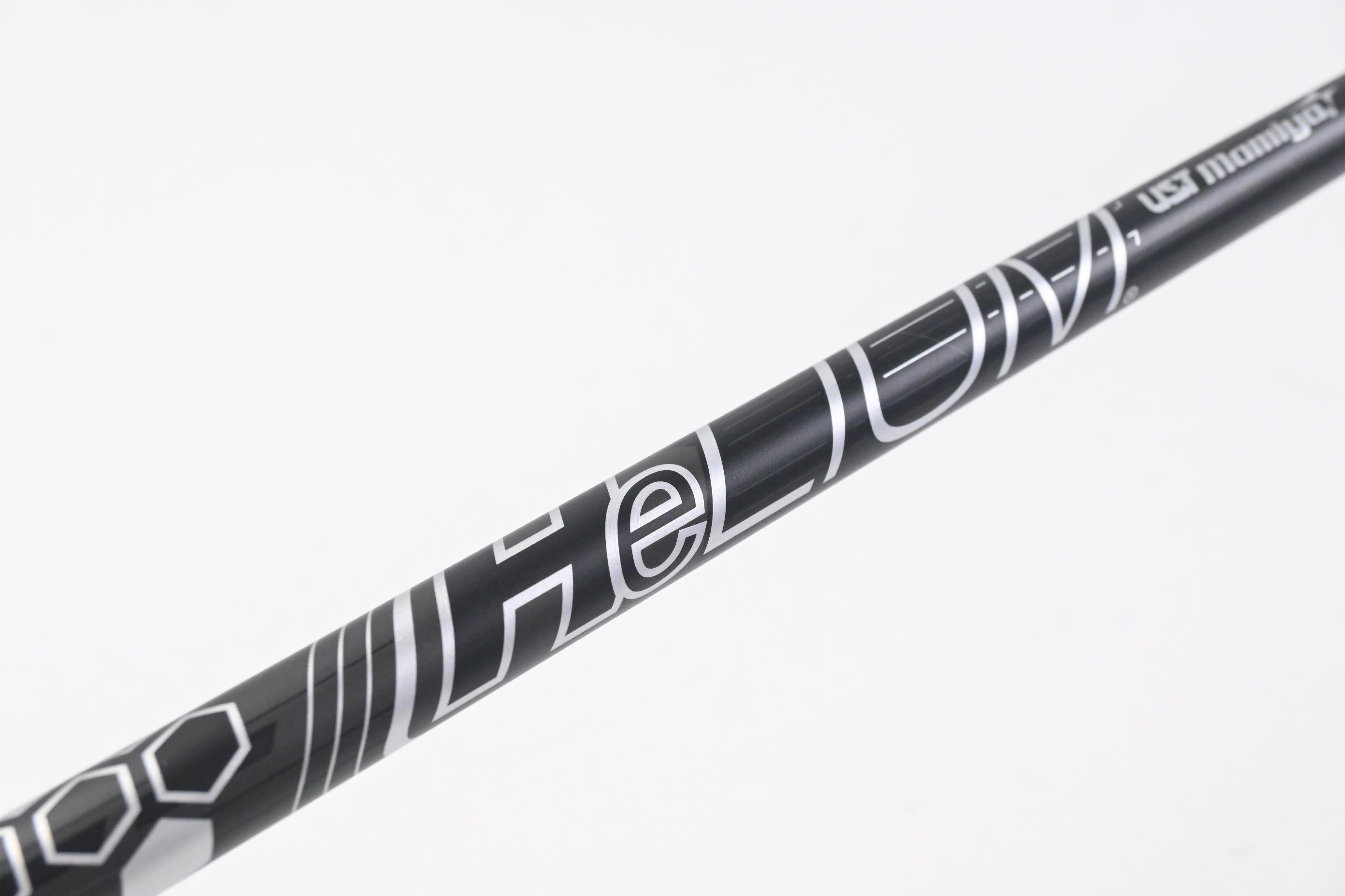 Ladies UST Mamiya Helium Black 4 Driver Shaft / Ladies Flex / Callaway 2nd Gen