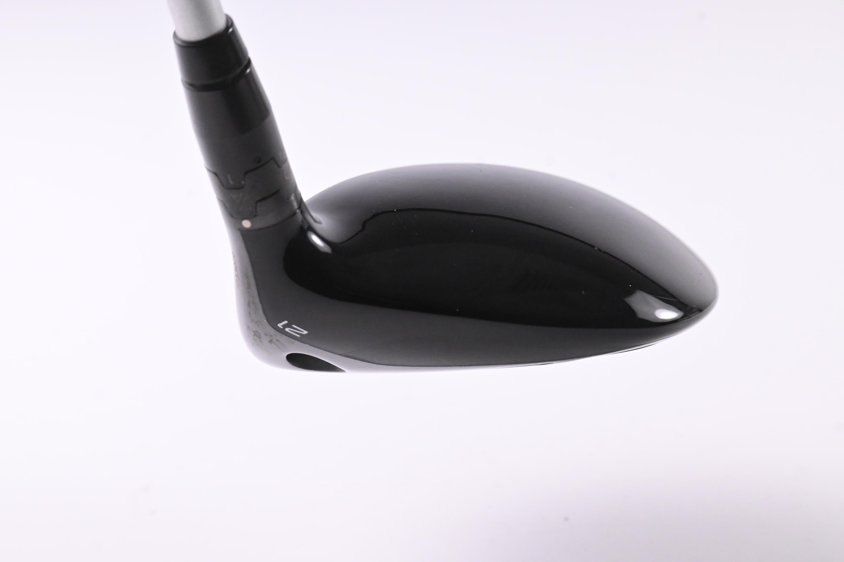 Titleist GT2 #7 Wood / 21 Degree / Stiff Flex Diamana Blue S+ 70 Shaft