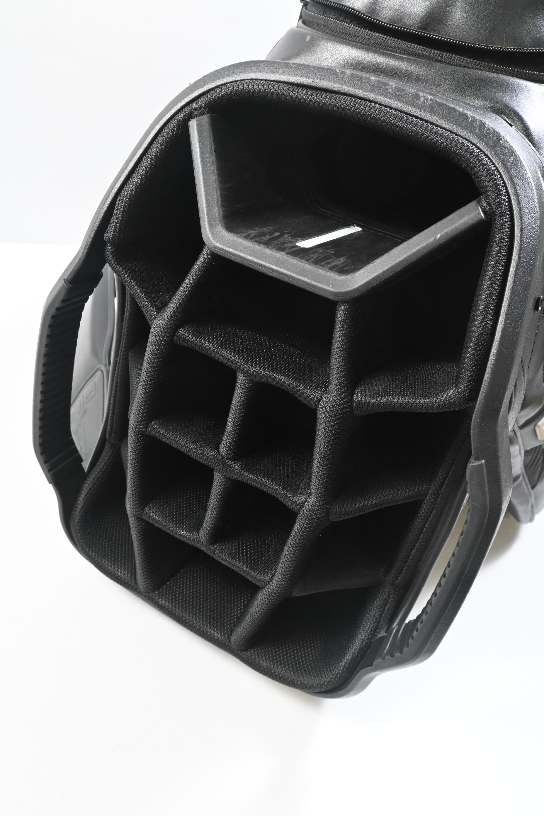 Ping DLX Cart Bag / 15-Way Divider / Black, White
