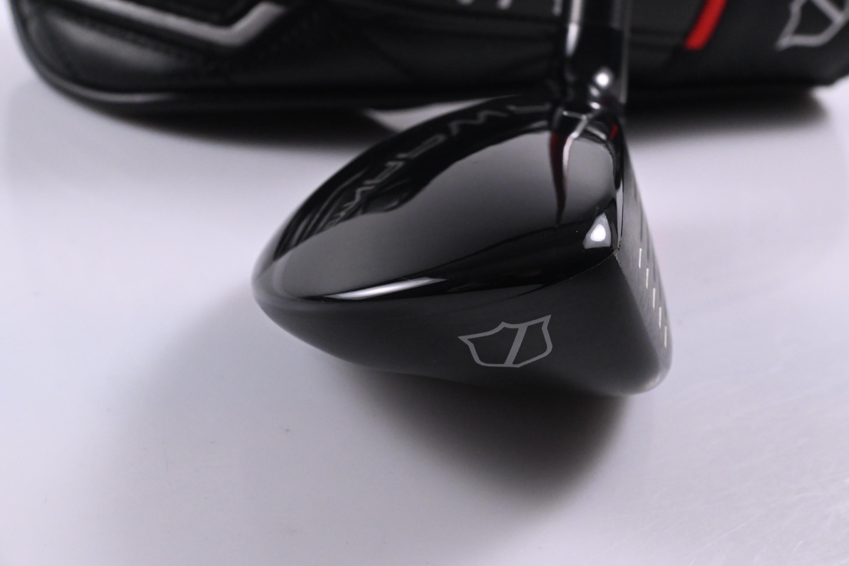 Wilson Dynapower 2023 #4 Hybrid / 22 Degree / Senior Flex Denali Red 60 Shaft