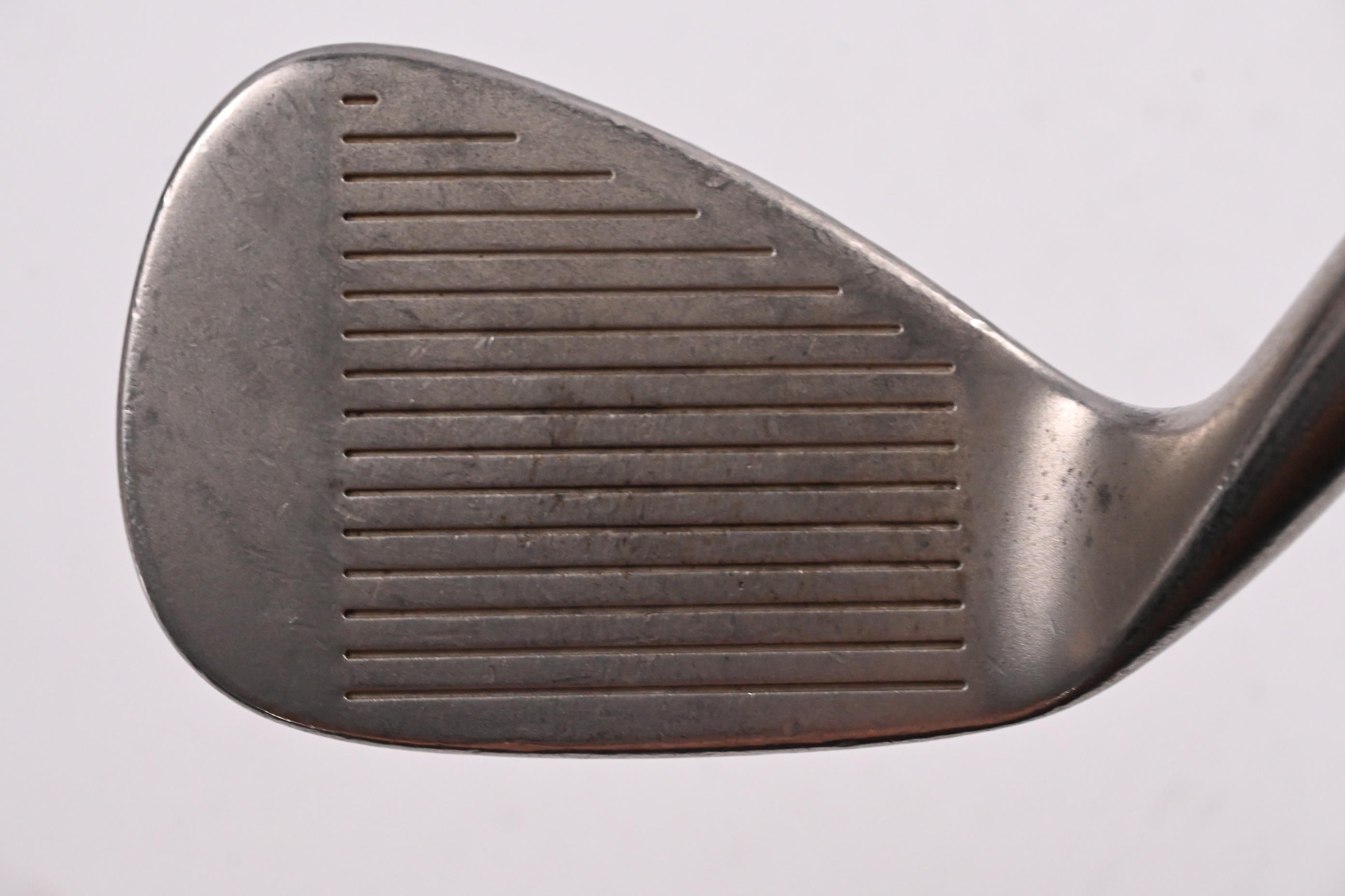 Titleist Vokey 200 Series Pitching Wedge / 48 Degree / Wedge Flex Dynamic Gold Shaft