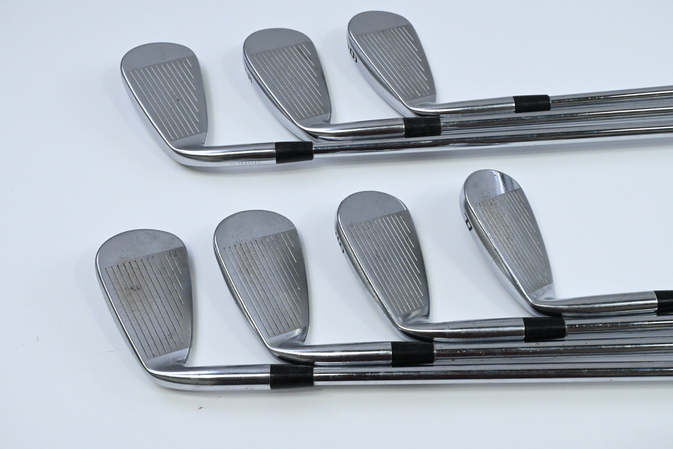Mizuno JPX 825 Irons / 4-PW / Regular Flex Dynamic Gold XP R300 Shafts