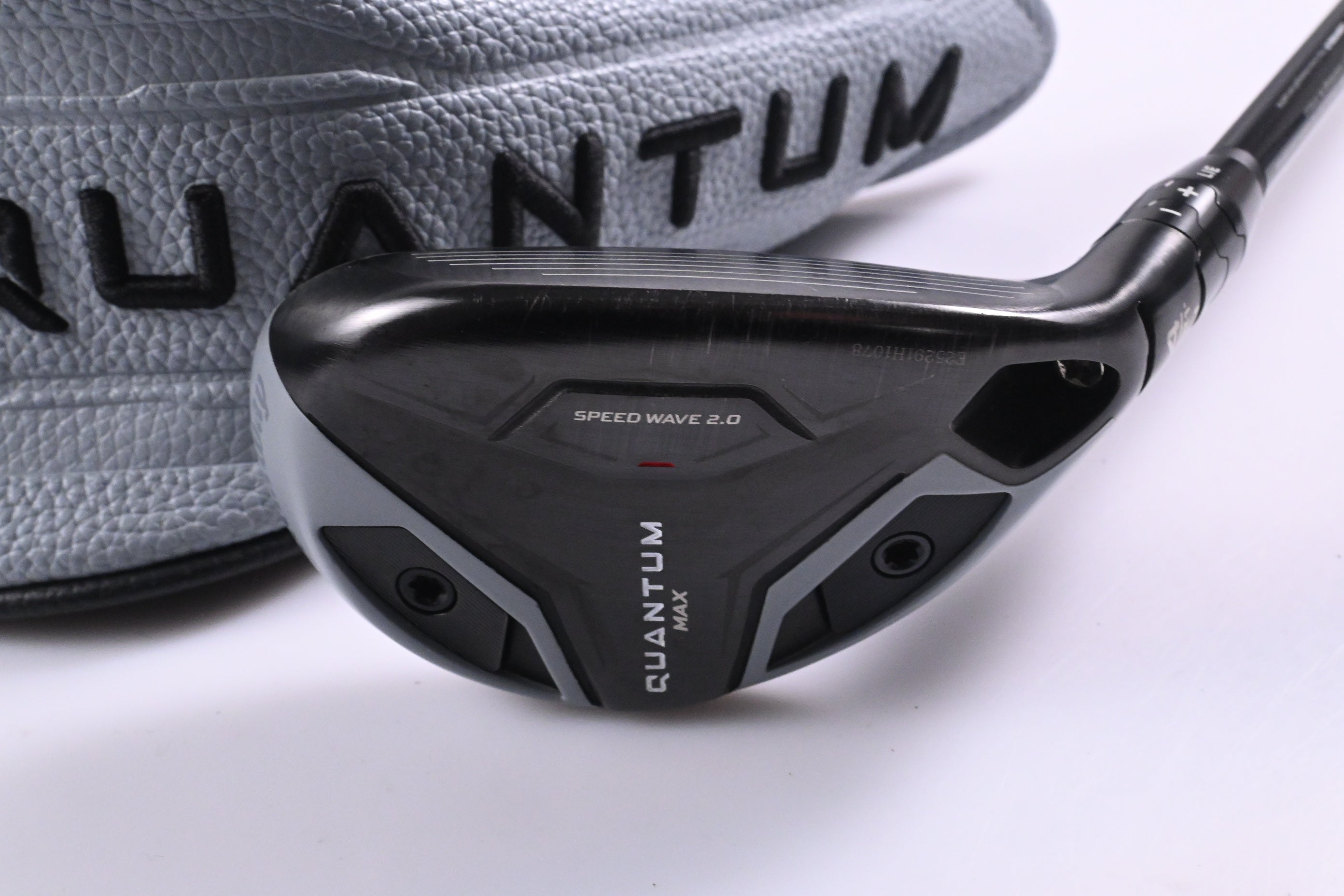 Callaway Quantum Max #4 Hybrid / 21 Degree / Regular Flex Vanquish 4 Shaft