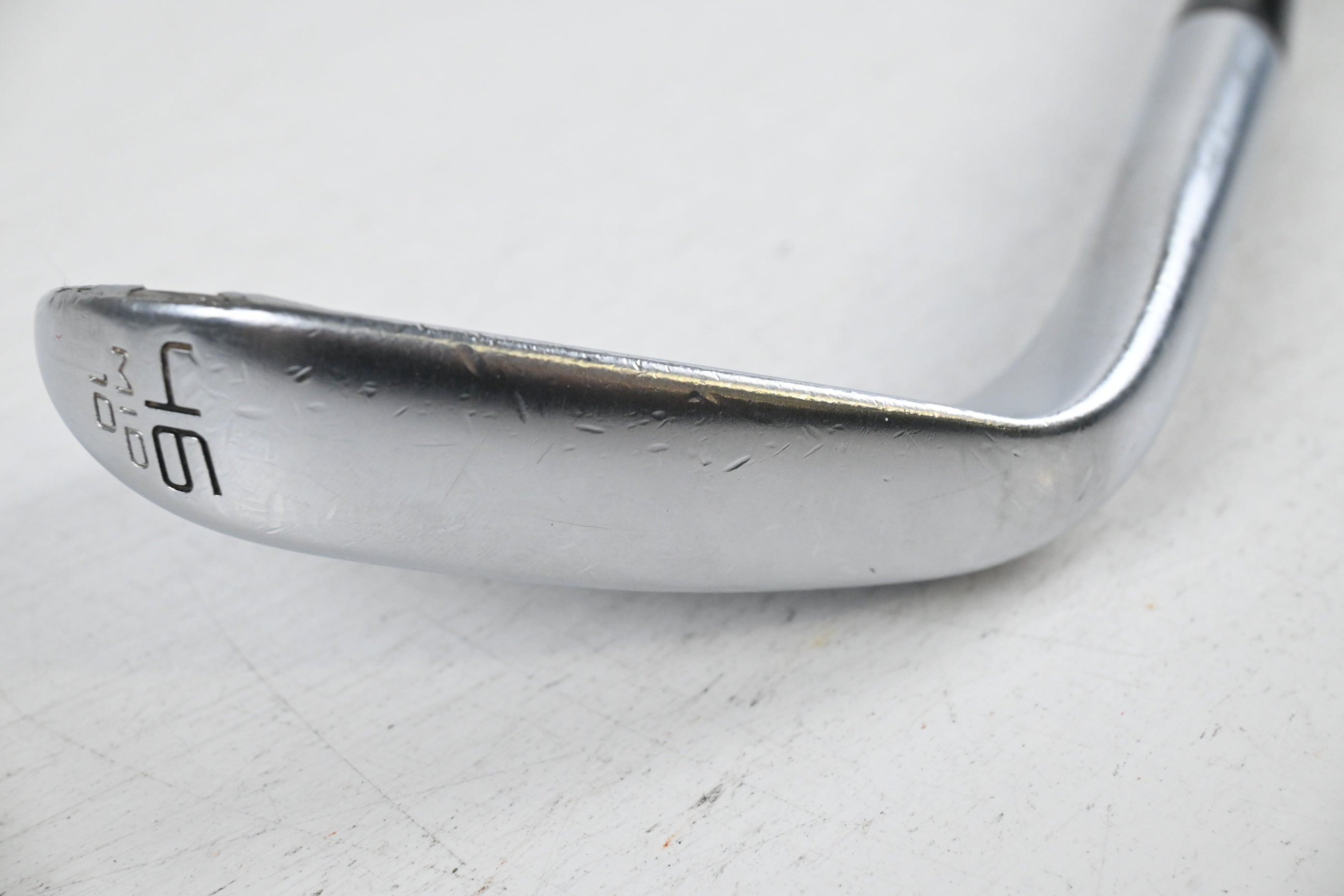 Cleveland RTZ Pitching Wedge / 46 Degree / X-Flex Dynamic Gold X100 Shaft