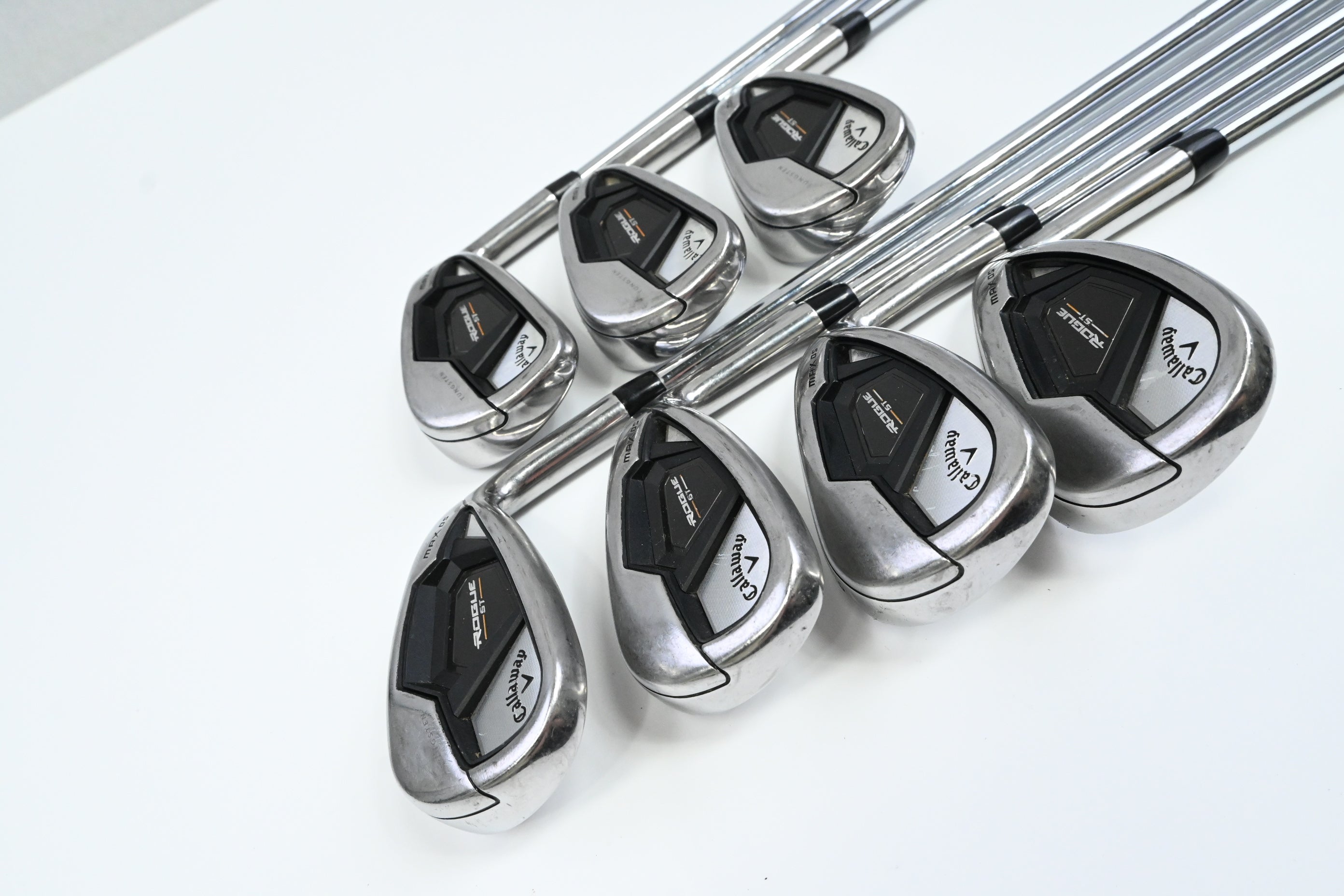 Callaway Rogue ST Max OS Irons / 6-PW+AW+GW / Regular Flex NS Pro 950GH Shafts