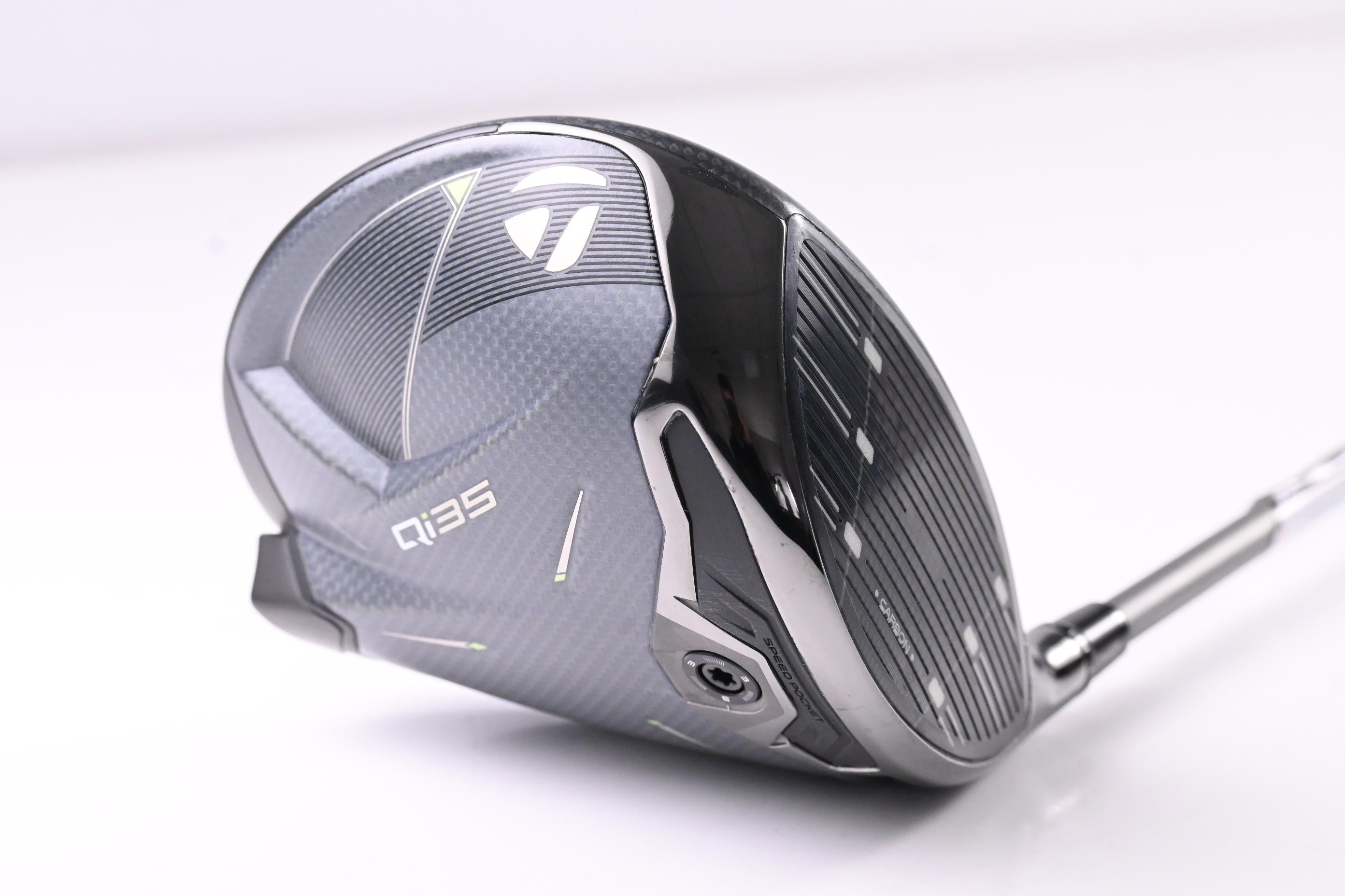 Taylormade Qi35 Driver / 9 Degree / Regular Flex Fujikura Air Speeder 50 Shaft