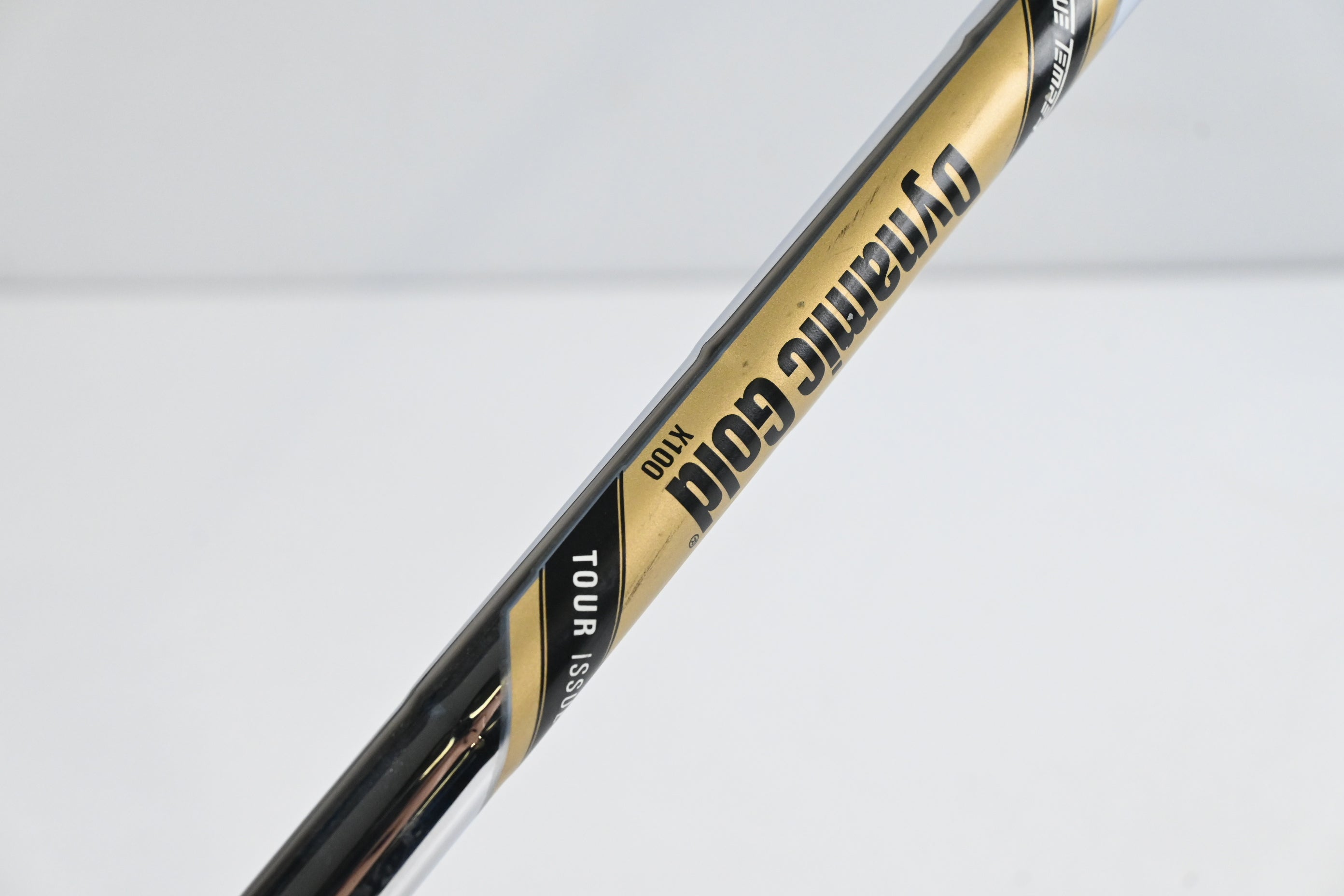 Cleveland RTZ Pitching Wedge / 46 Degree / X-Flex Dynamic Gold X100 Shaft