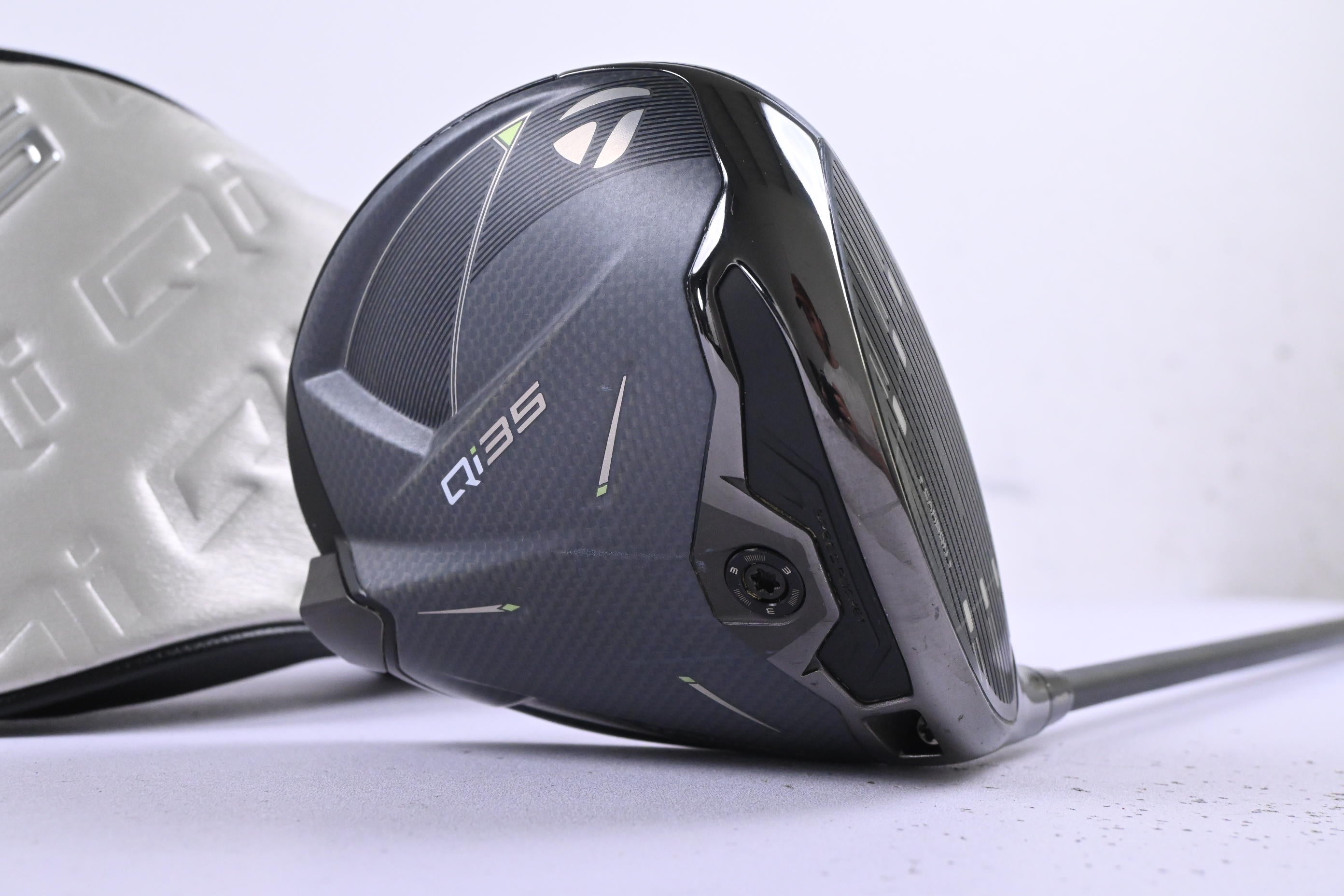 Taylormade Qi35 Driver / 10.5 Degree / Stiff Flex Tensei AV Black 65 Shaft