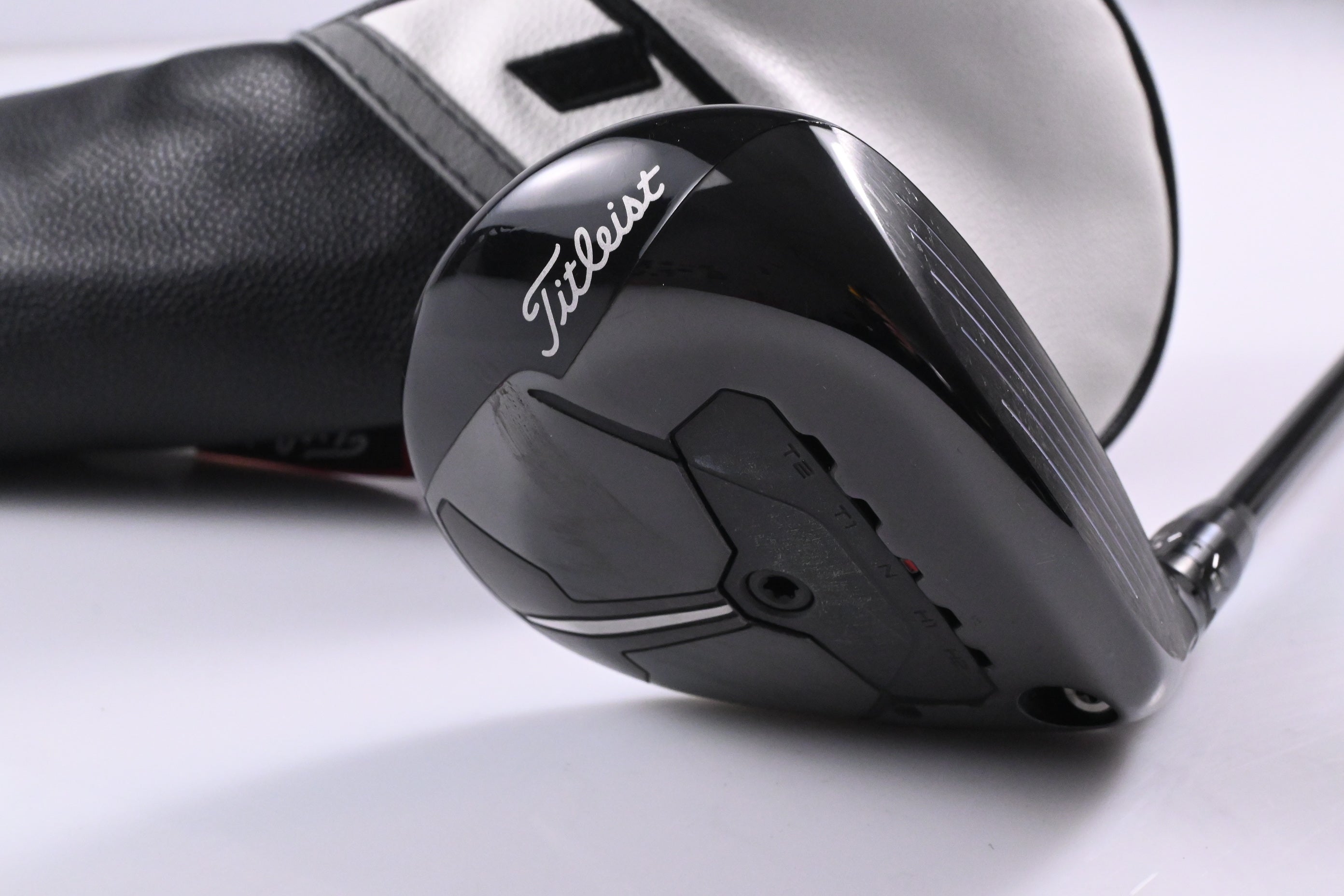 Titleist TSR3 #3 Wood / 15 Degree / Regular Flex HZRDUS Black 70 Shaft