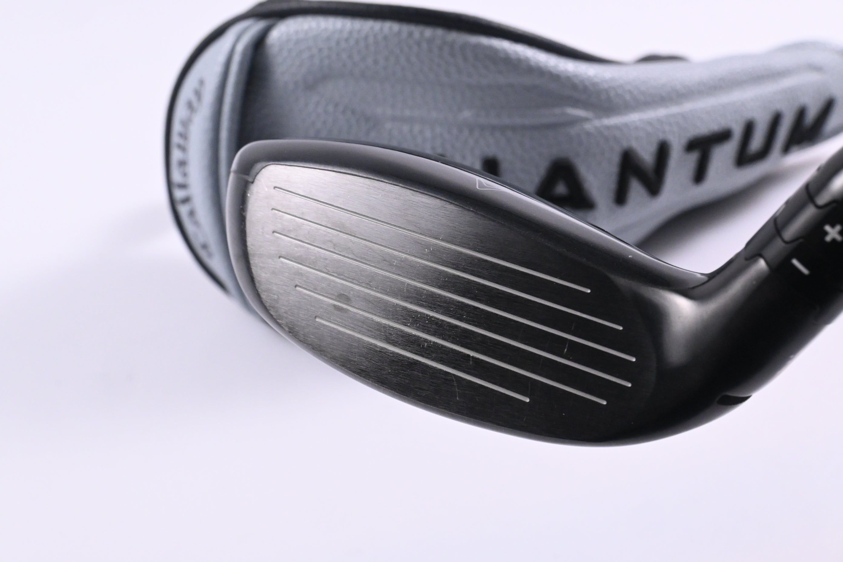 Callaway Quantum Max #4 Hybrid / 21 Degree / Regular Flex Vanquish 4 Shaft