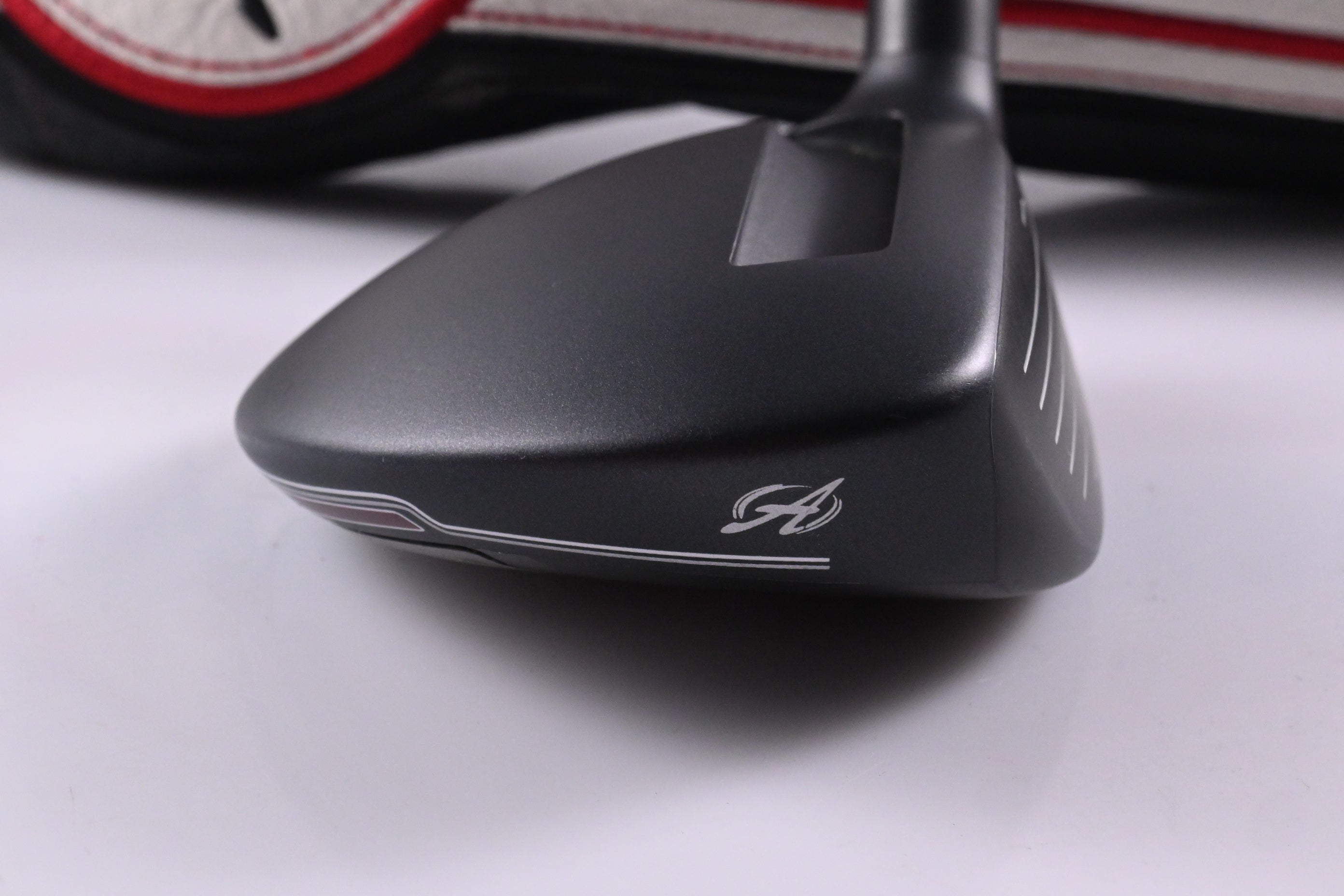 Adams XTD #5 Wood / 18 Degree / Regular Flex Matrix Ozik HD Red Tie 7Q3 Shaft
