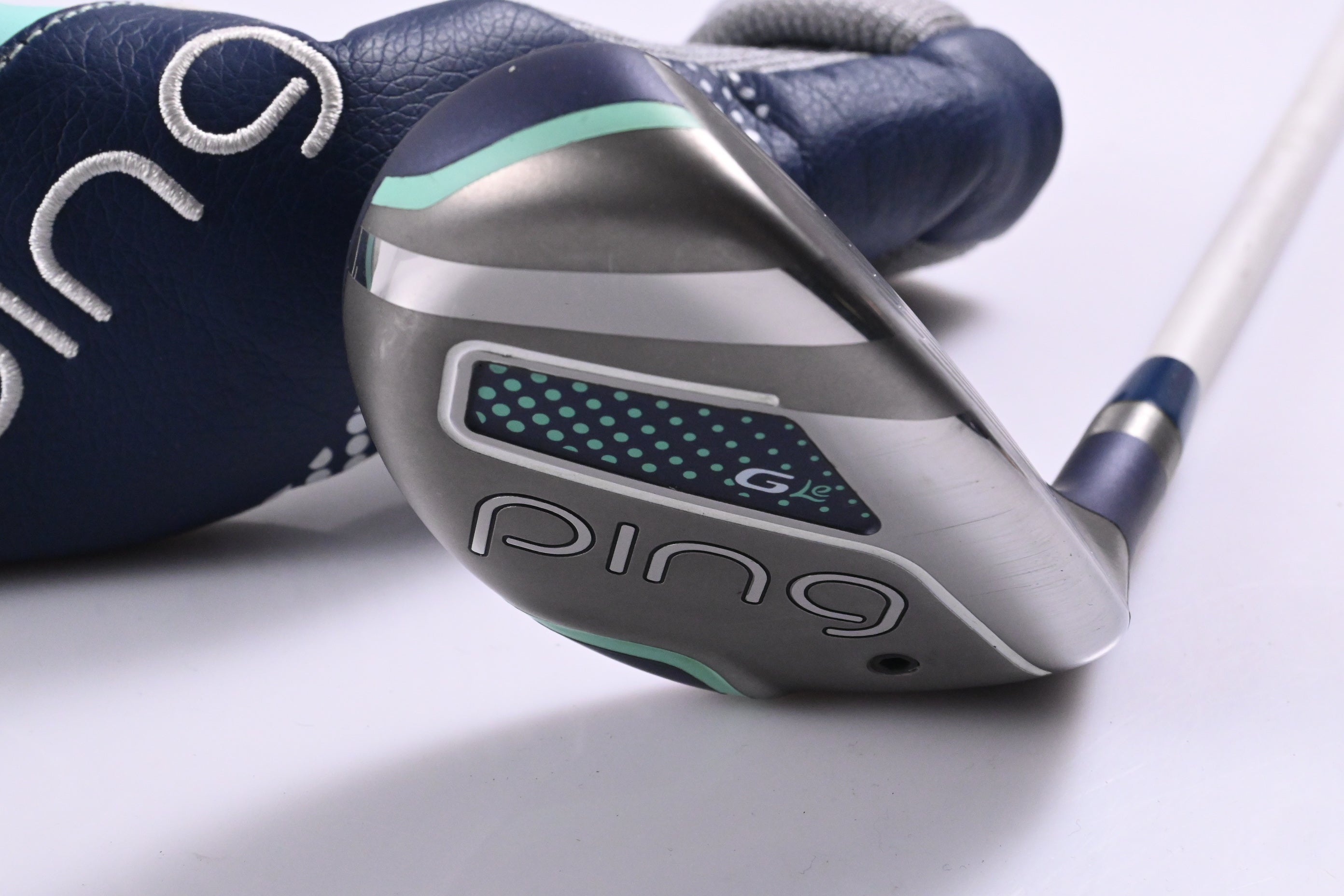 Ladies Ping G Le #6 Hybrid / 30 Degree / Ladies Flex Ping ULT230 Shaft