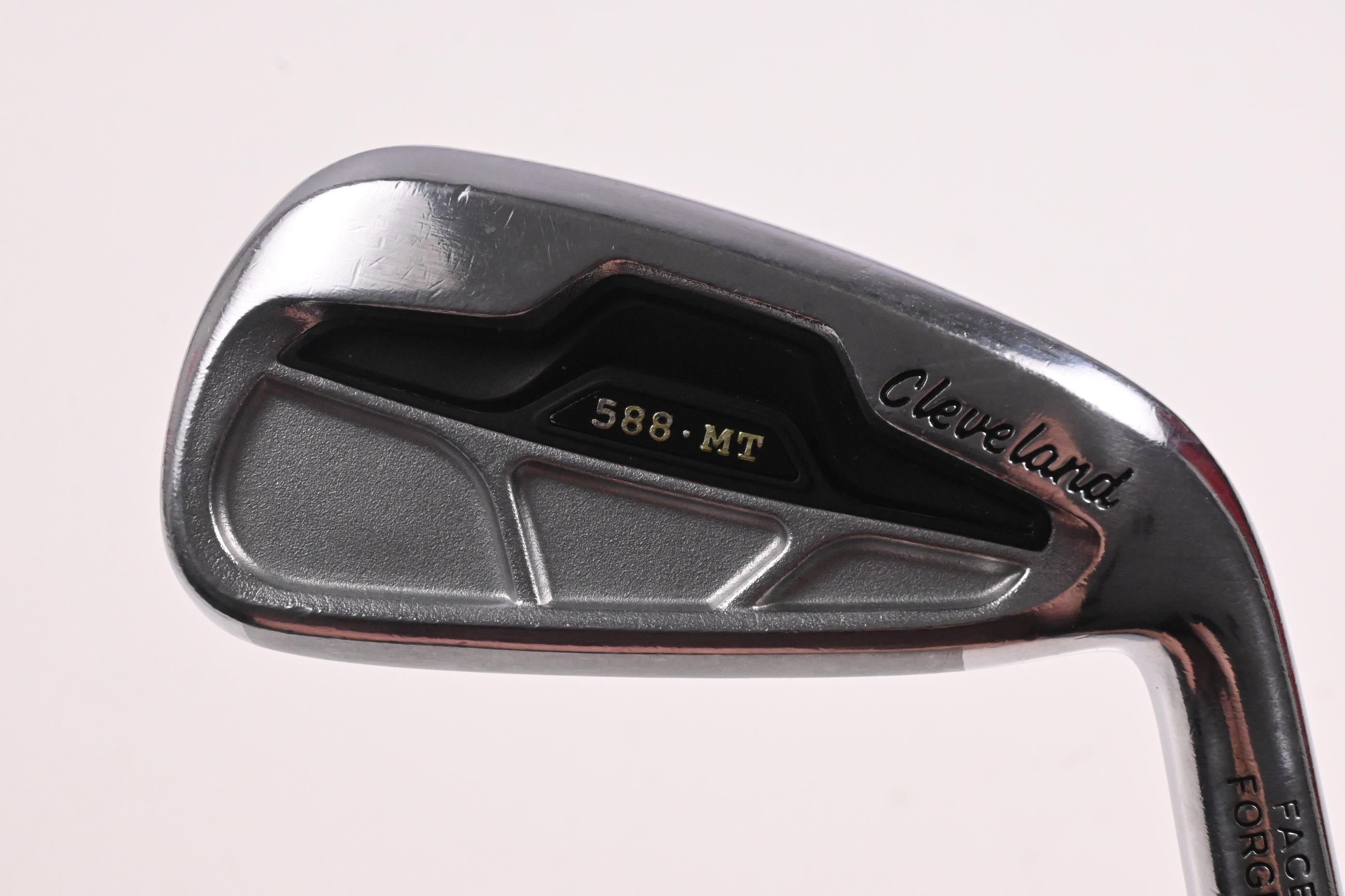Cleveland 588 MT #6 Iron / 27 Degree / Regular Flex Cleveland Traction 85 Shaft