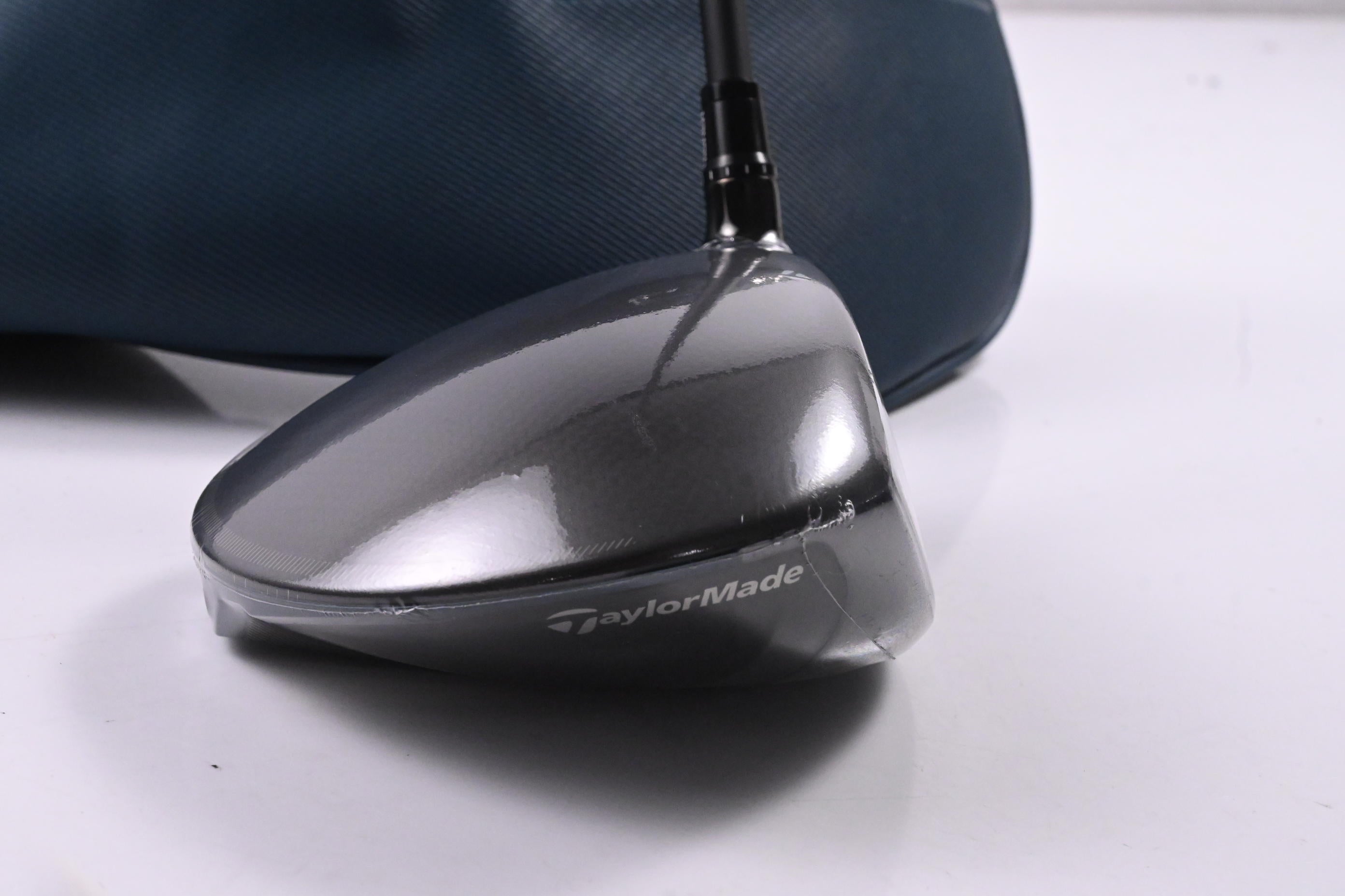 Taylormade Qi4D Driver / 12 Degree / Regular Flex Reax Blue 50 Shaft