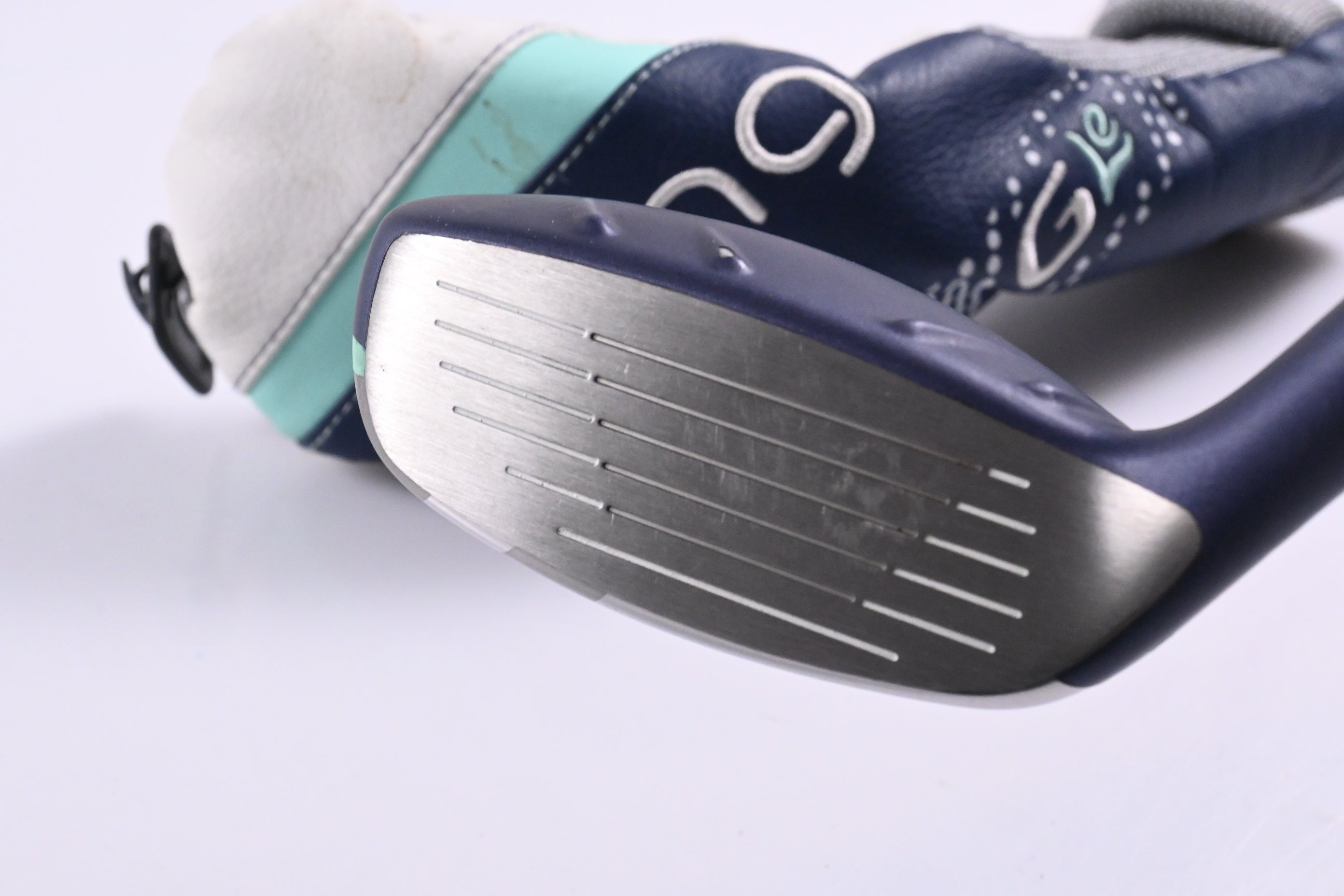 Ladies Ping G Le #6 Hybrid / 30 Degree / Ladies Flex Ping ULT230 Shaft