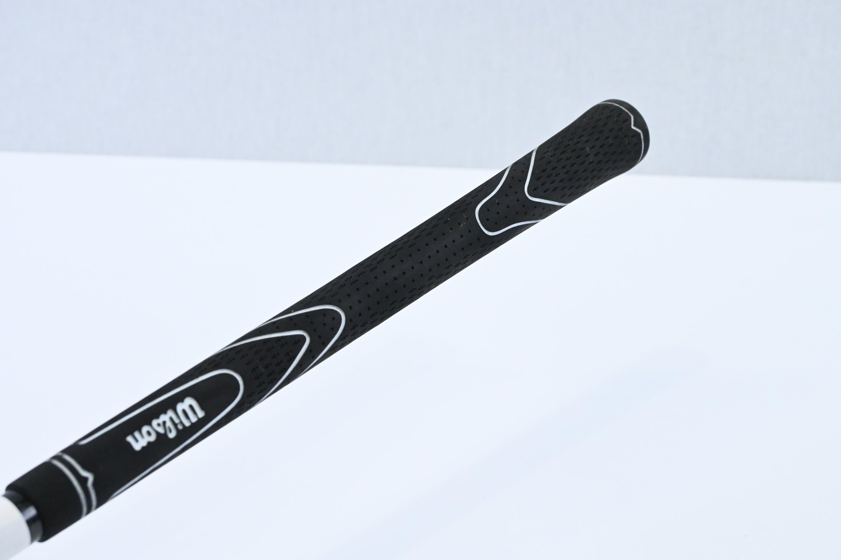 Wilson Deep Red #3 Hybrid / 19 Degree / Regular Flex Wilson Deep Red Shaft