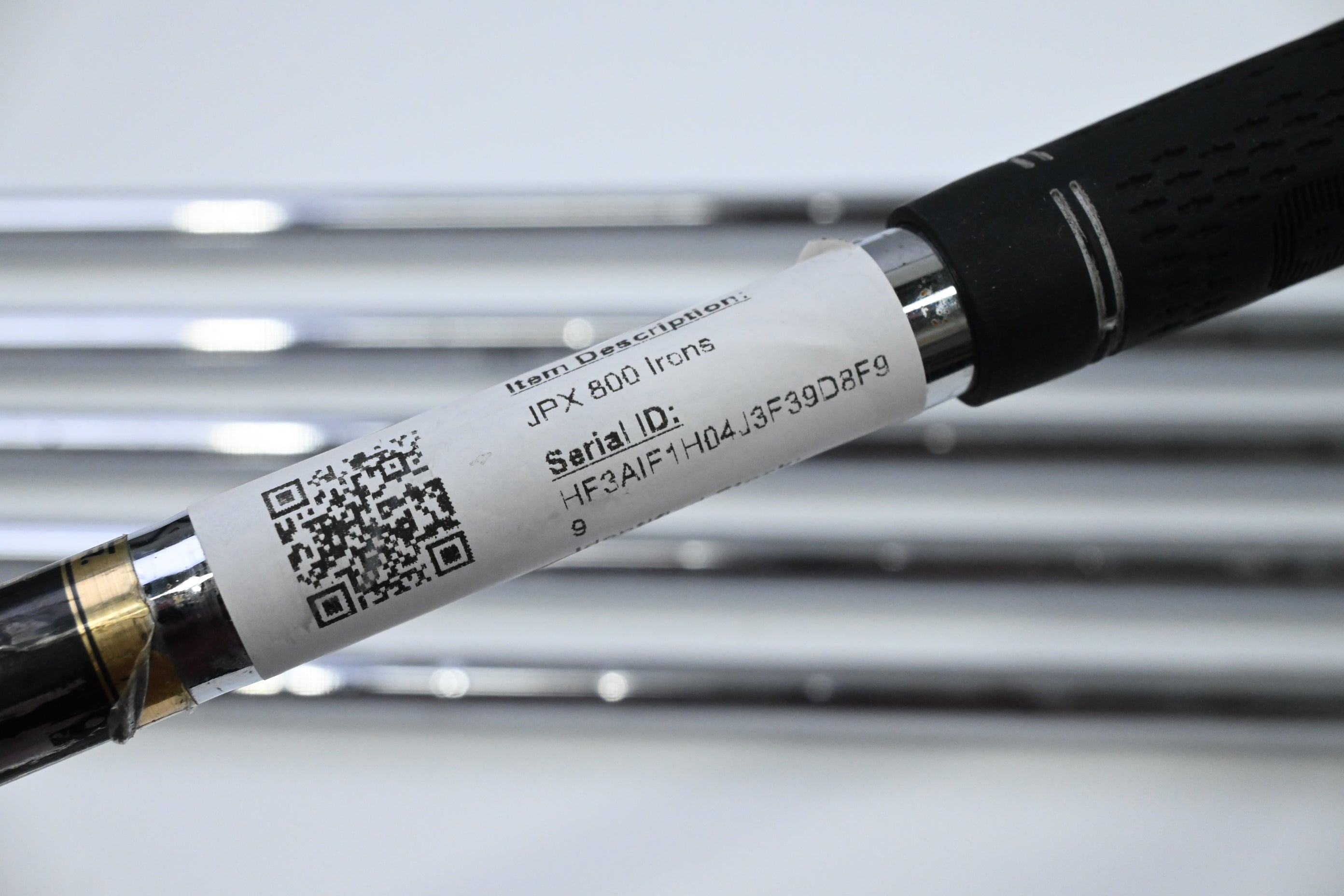 Left Hand Mizuno JPX 800 Irons / 4-9 / Regular Flex Dynamic Gold XP R300 Shafts