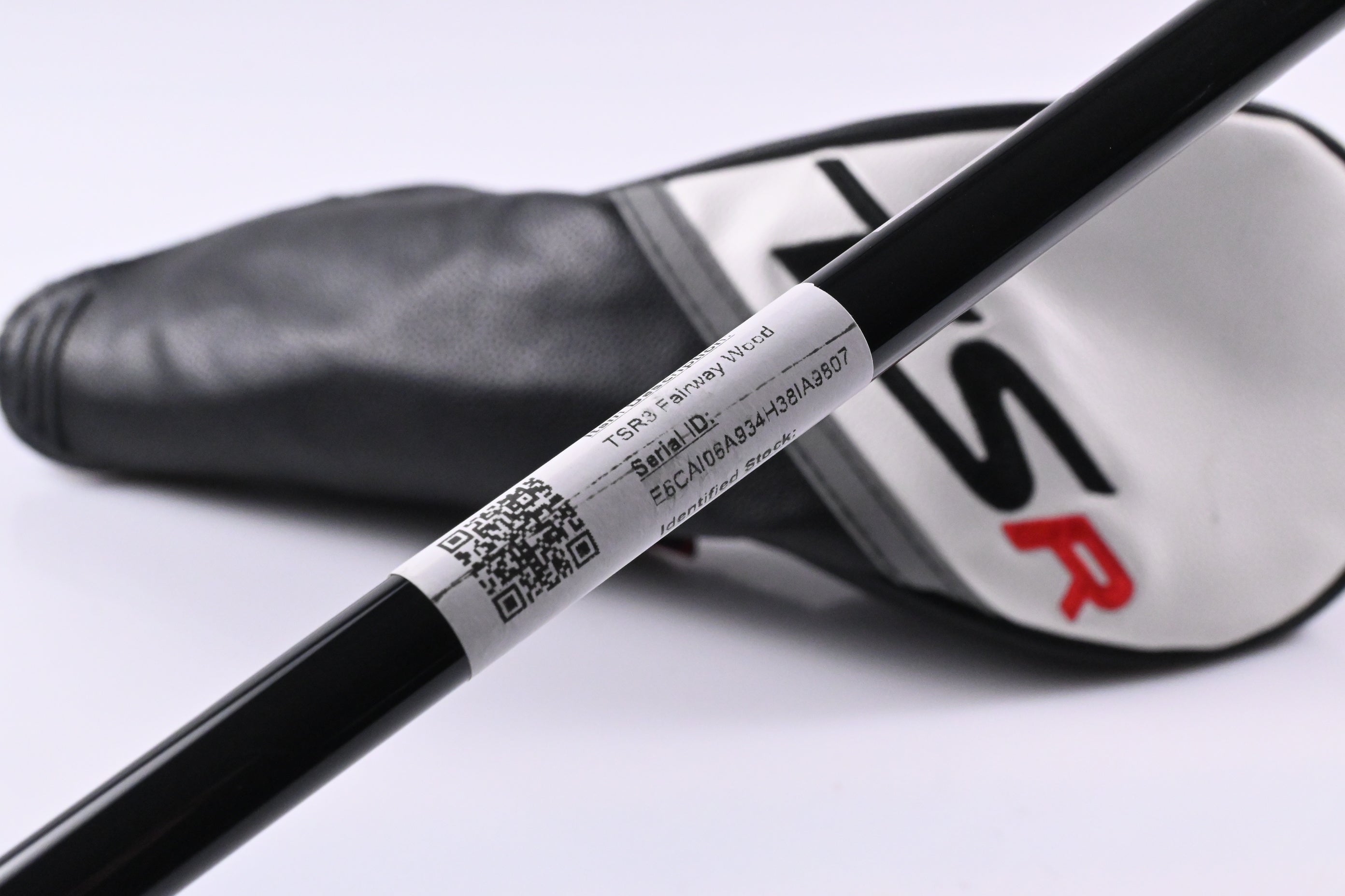 Titleist TSR3 #3 Wood / 15 Degree / Regular Flex HZRDUS Black 70 Shaft