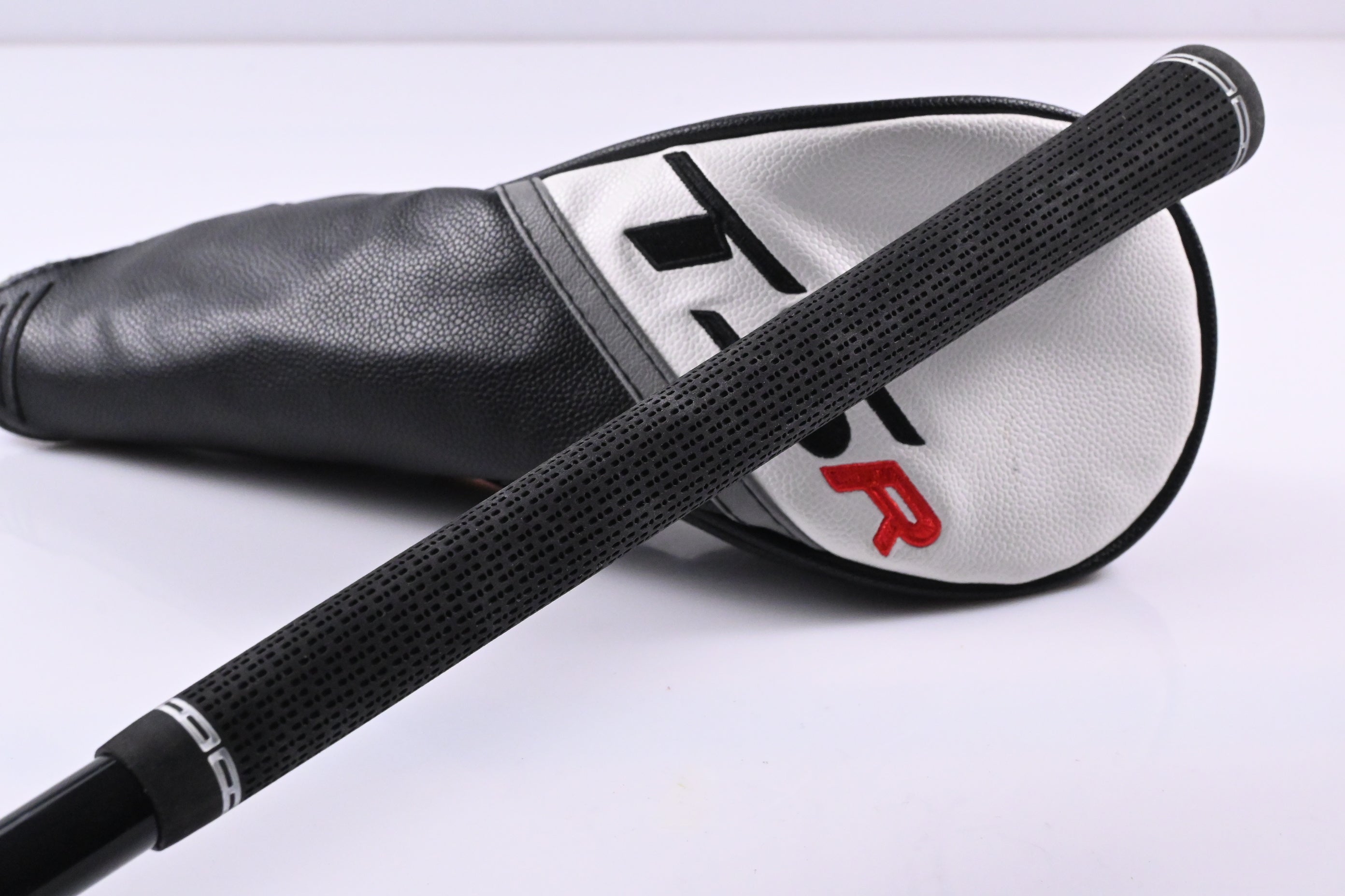 Titleist TSR3 #3 Wood / 15 Degree / Regular Flex HZRDUS Black 70 Shaft