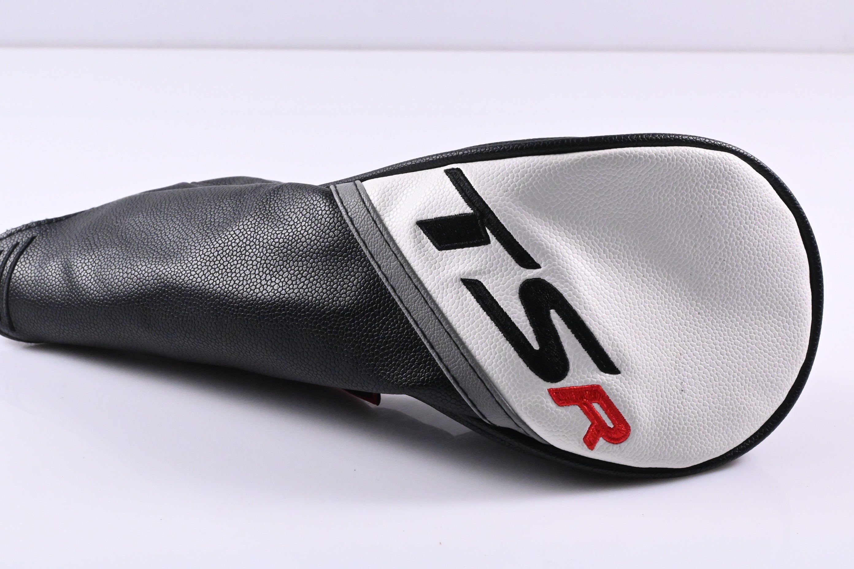 Titleist TSR3 #3 Wood / 15 Degree / Regular Flex HZRDUS Black 70 Shaft