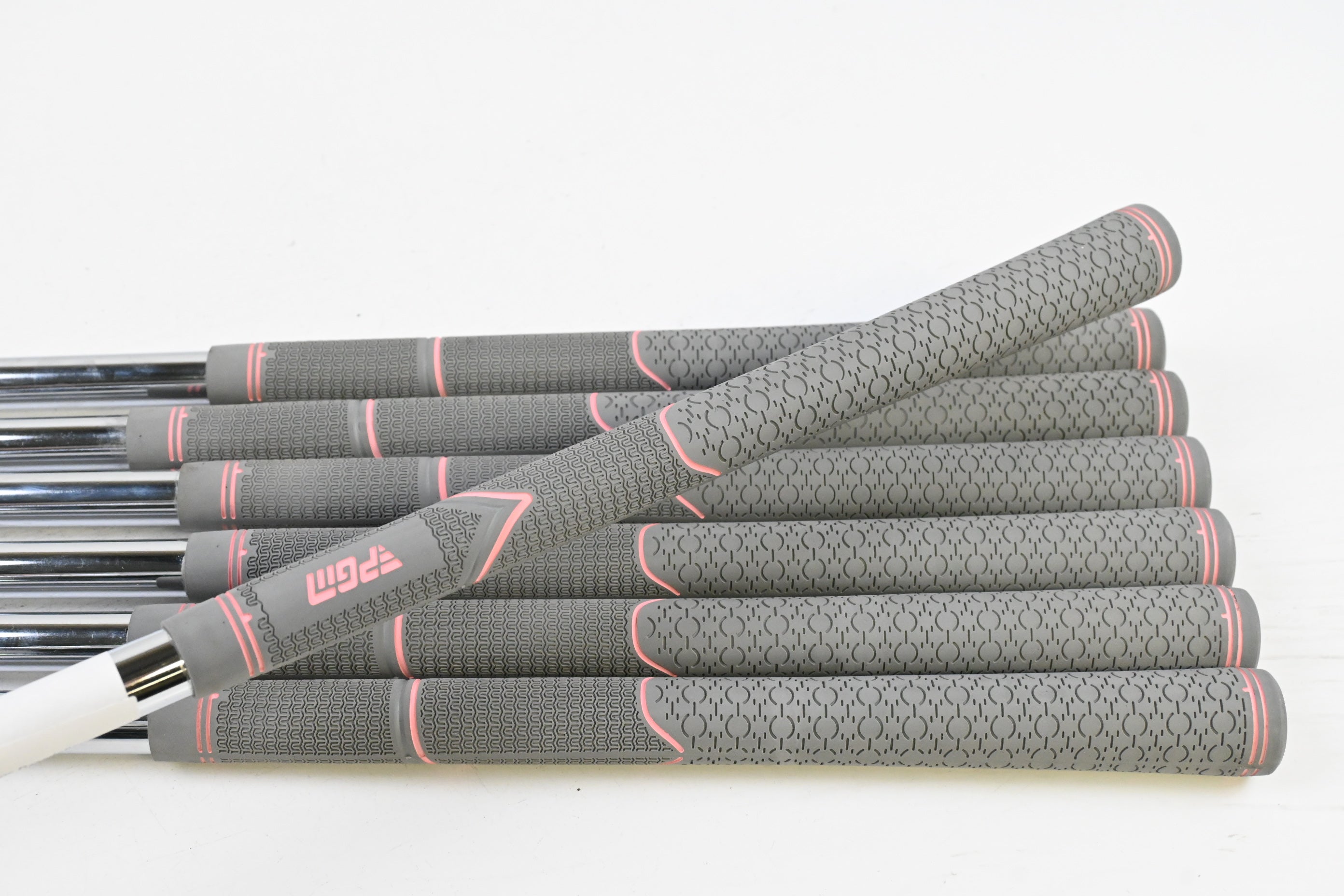 Titleist T100 2019 Irons / 4-PW / Regular Flex Project X Precision Shafts