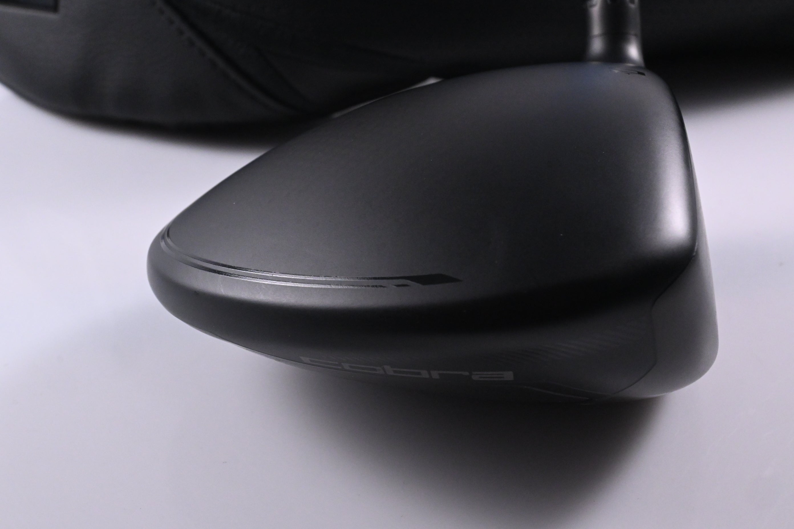Cobra Darkspeed X Driver / 9 Degree / Stiff Flex Matrix HD Radix 6 Shaft
