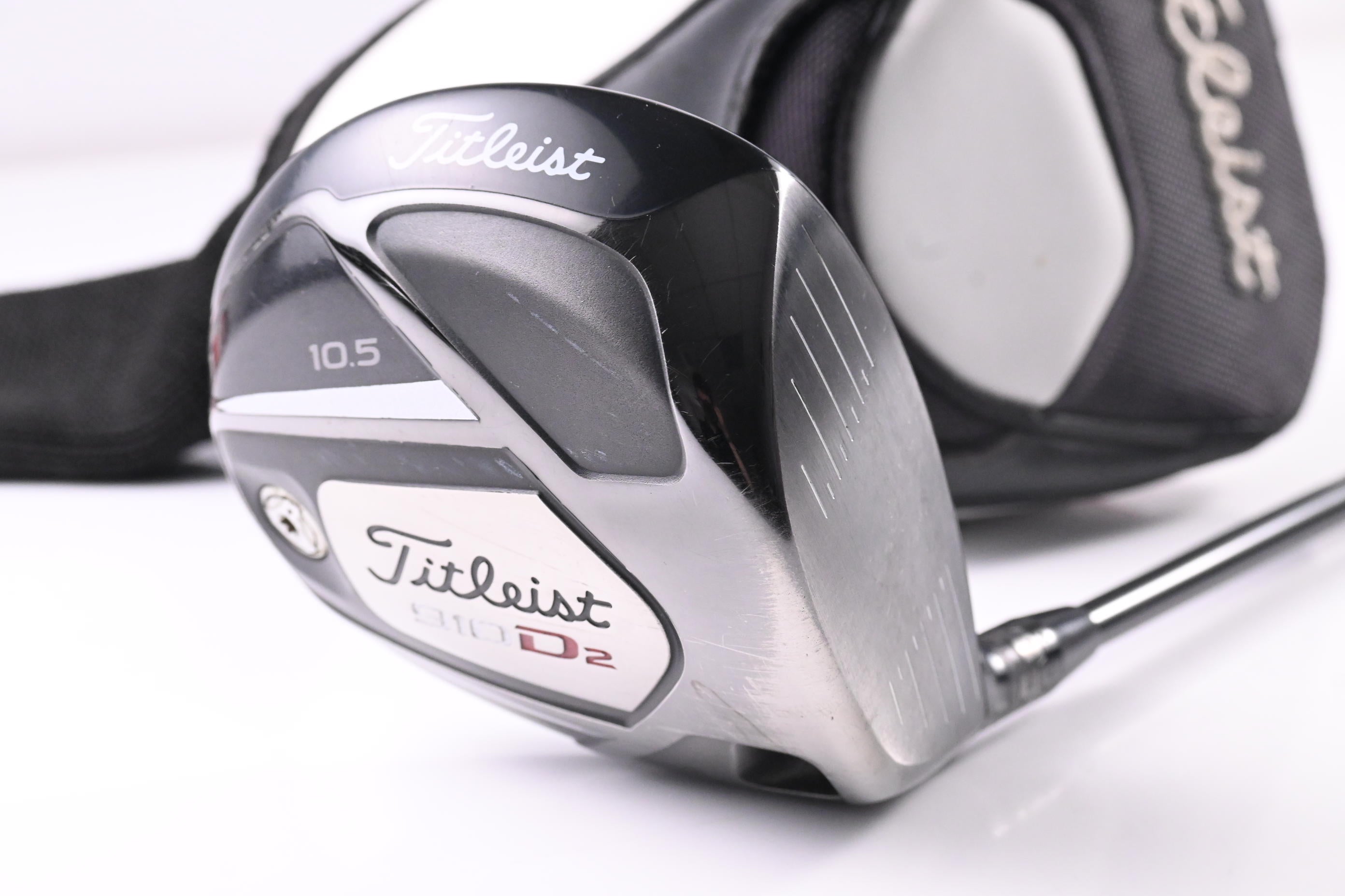 Titleist 910 D2 Driver / 10.5 Degree / Regular Flex GraFalloy ProLaunch Red Shaft