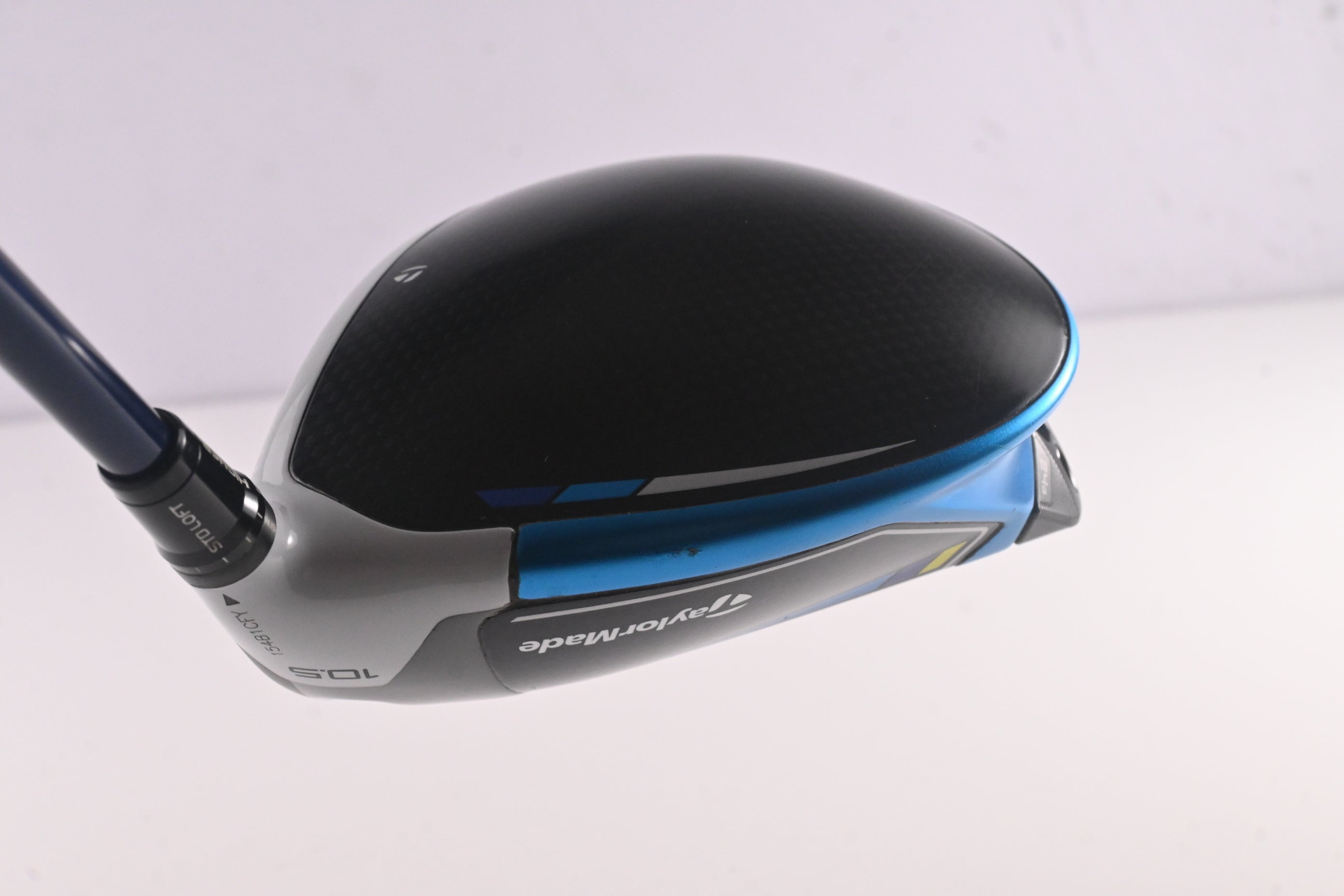 Taylormade SIM2 Max Driver / 10.5 Degree / Regular Flex Ventus Blue 5 Shaft