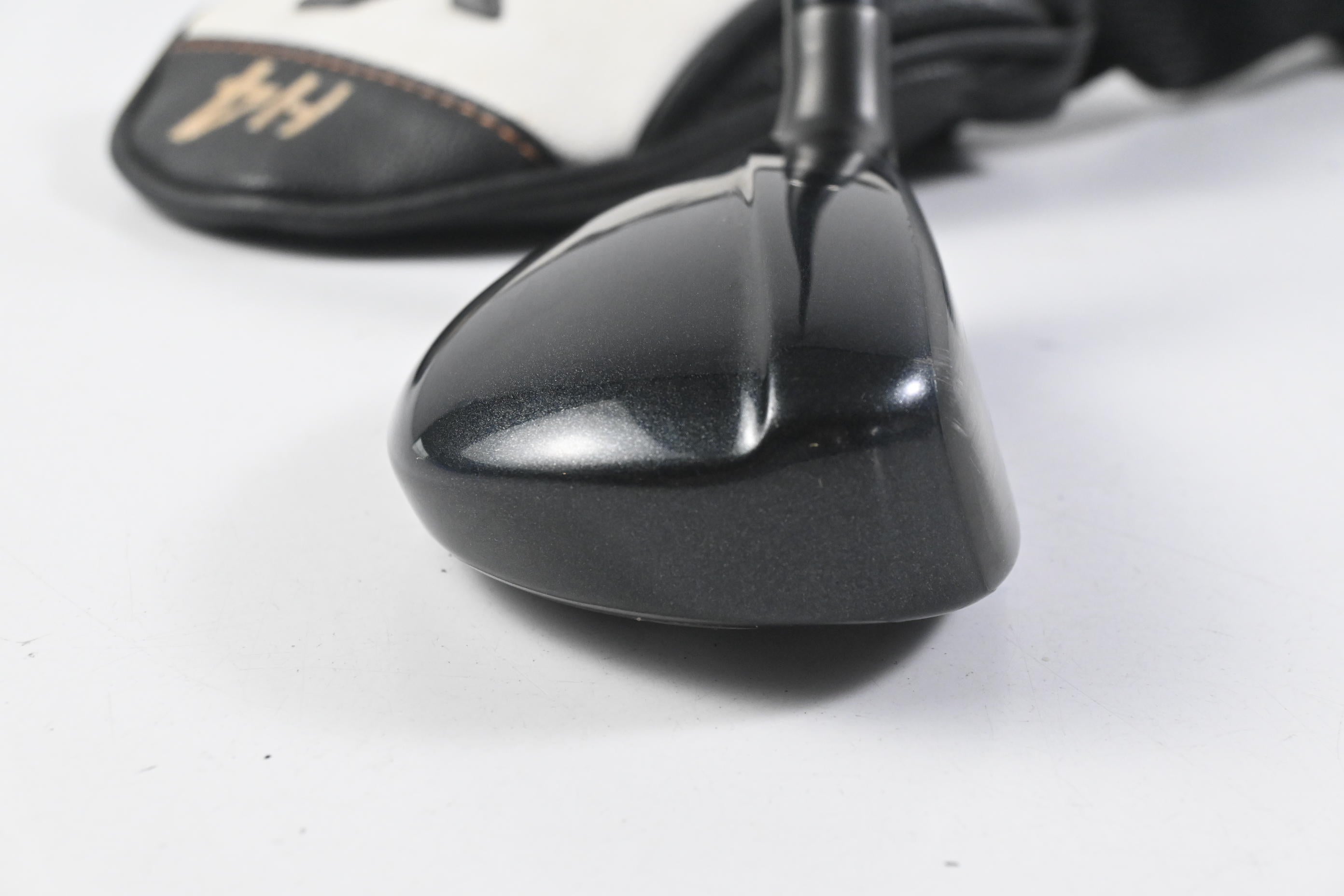 XXIO X Black #4 Hybrid / 20 Degree / Stiff Flex Miyazaki AX-1 55 Shaft