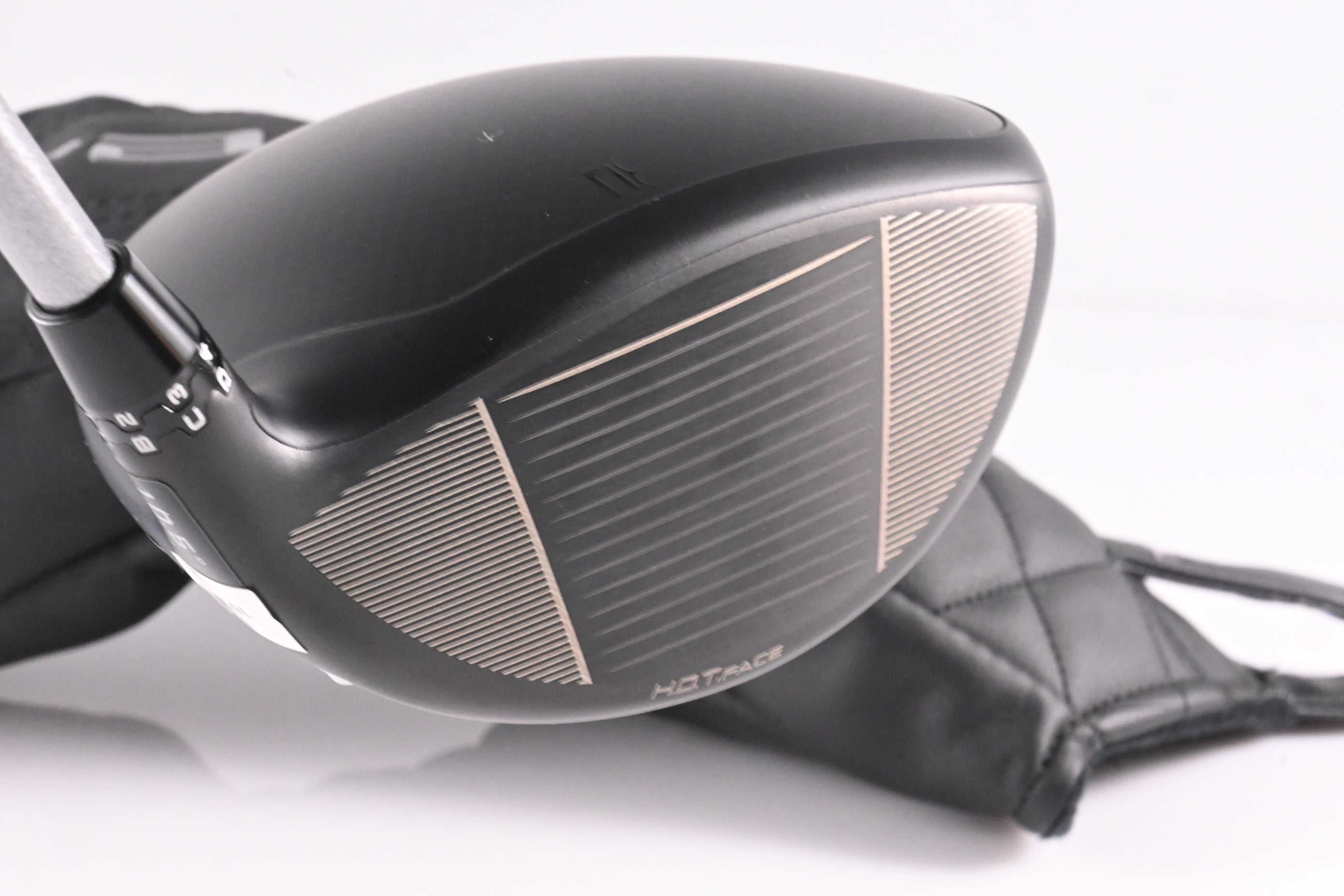 Left Hand Cobra DS-Adapt MAX-D Driver / 10.5 Degree / X-Flex Fujikura Pro 60