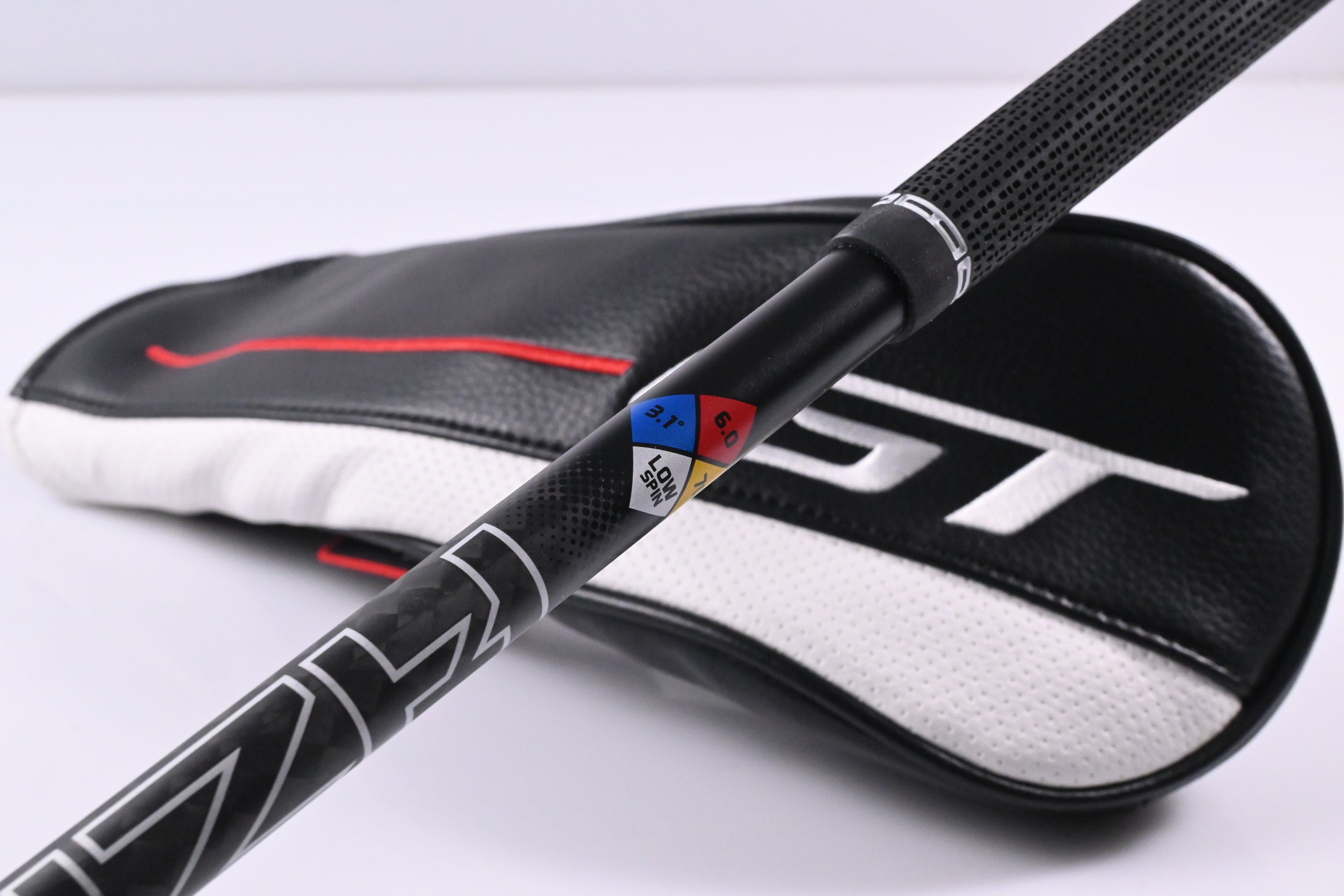 Titleist GT2 #3 Wood / 15 Degree / Stiff Flex HZRDUS Black 70 Shaft